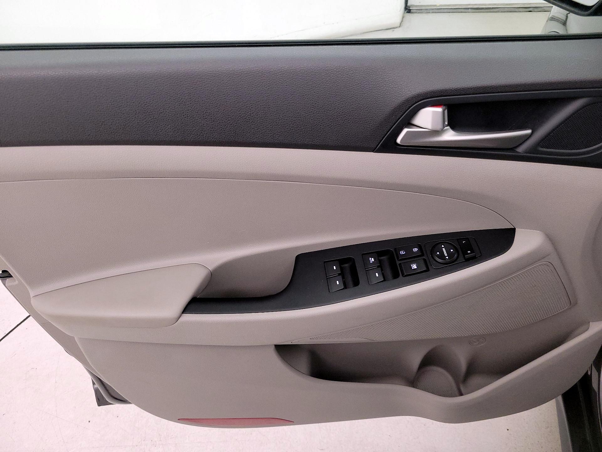 Thumbnail: 2020 Hyundai Tucson - 12