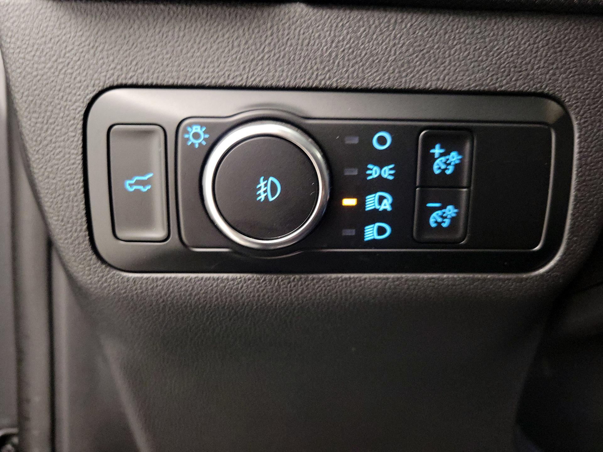 Thumbnail: 2023 Ford Bronco Sport - 13