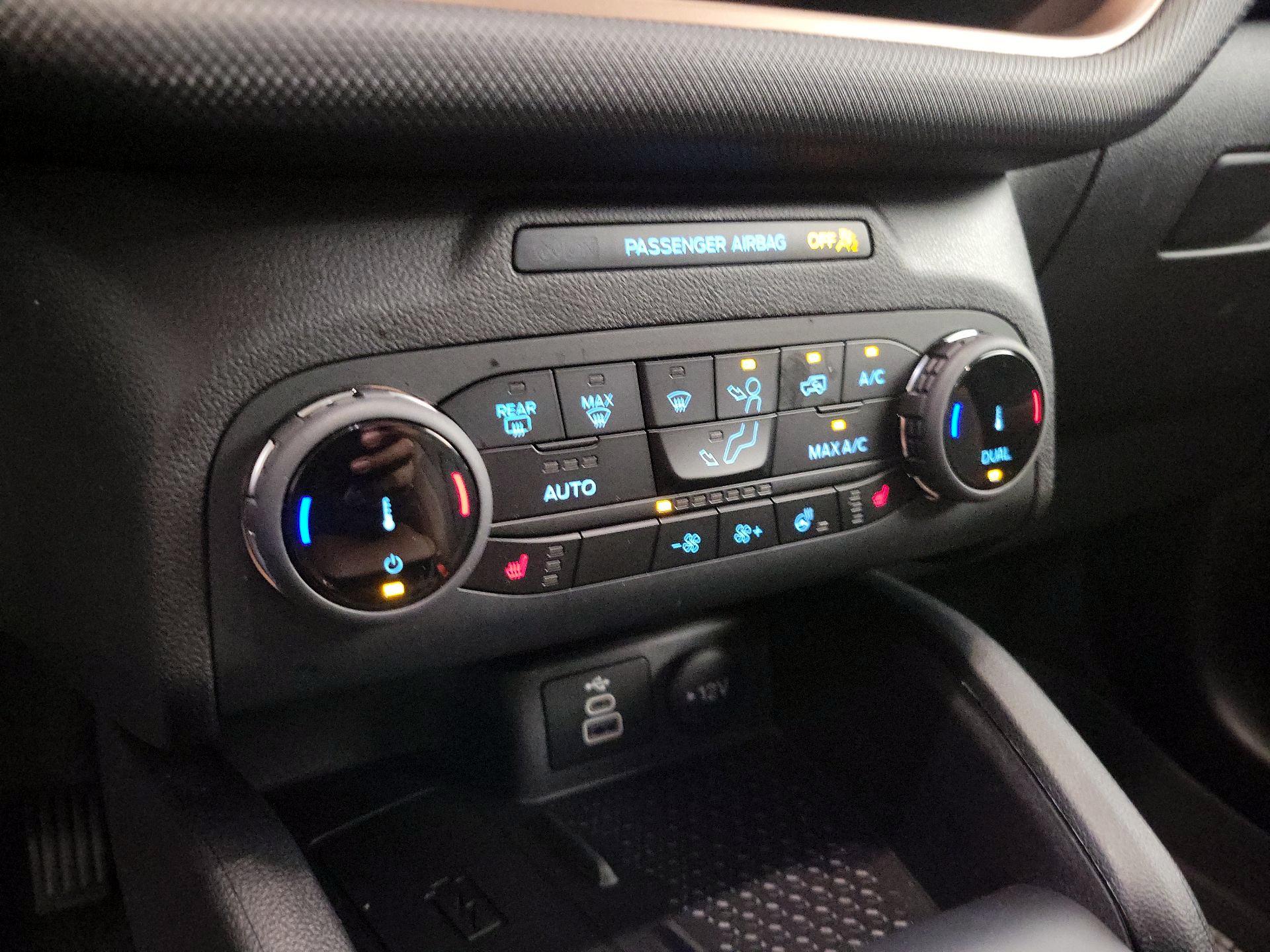 Thumbnail: 2023 Ford Bronco Sport - 17