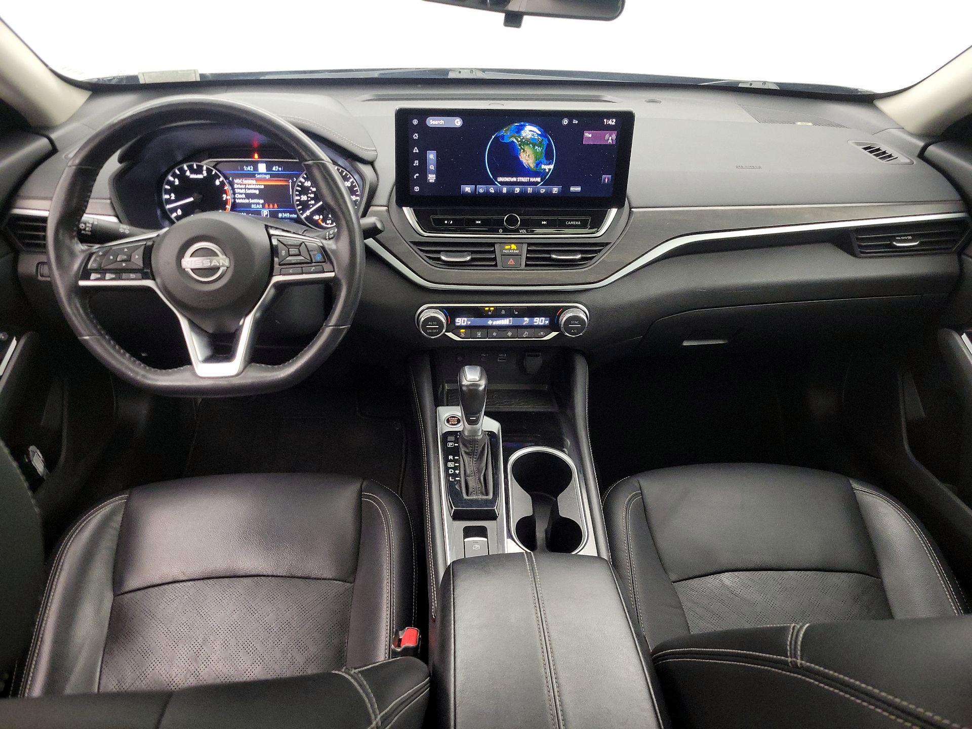 Thumbnail: 2023 Nissan Altima - 9