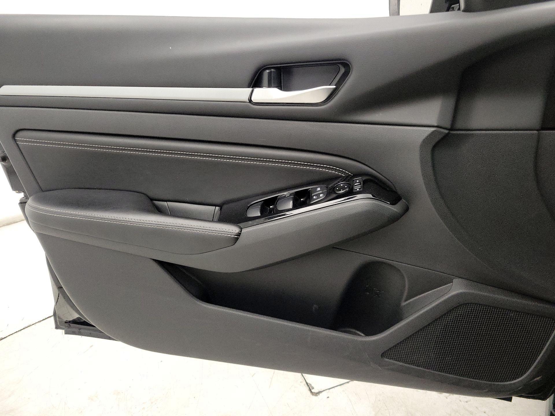 Thumbnail: 2023 Nissan Altima - 12