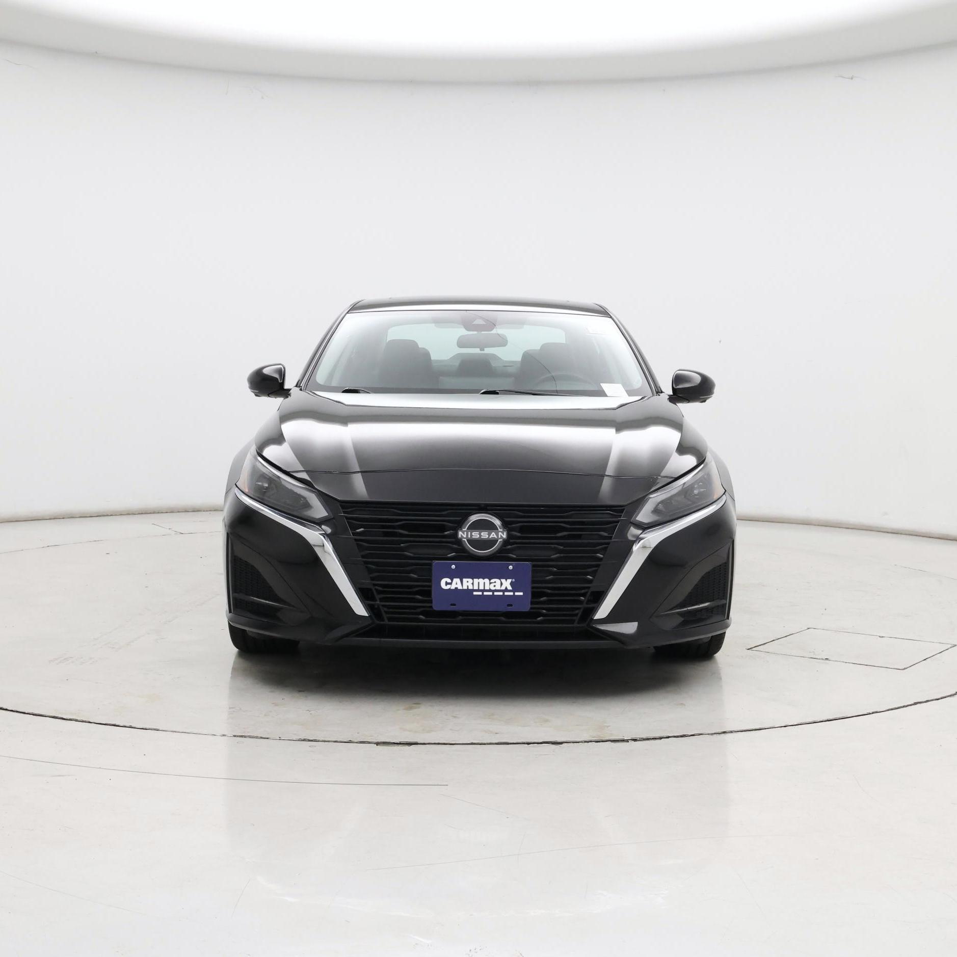 Thumbnail: 2023 Nissan Altima - 5