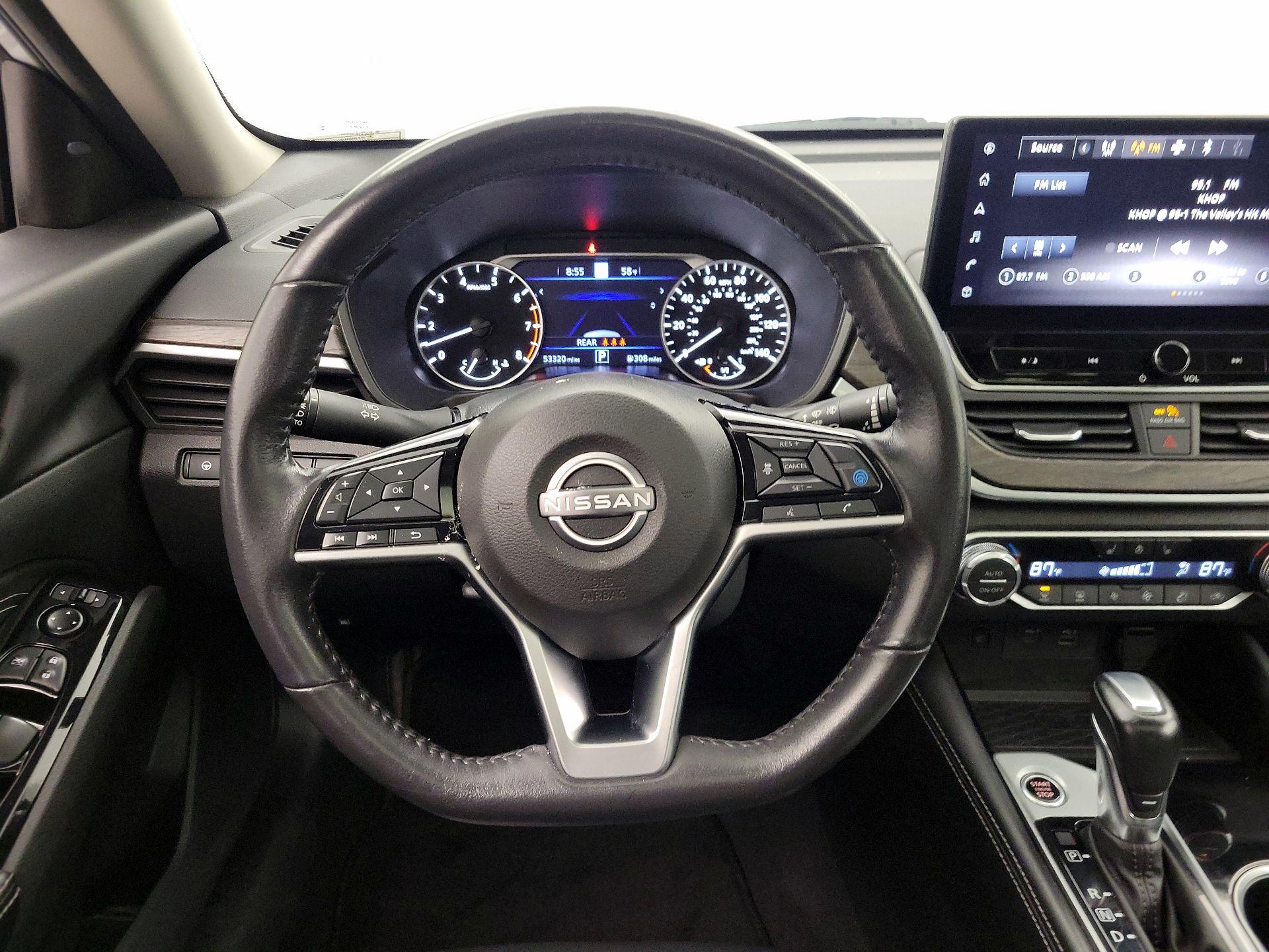 Thumbnail: 2023 Nissan Altima - 10