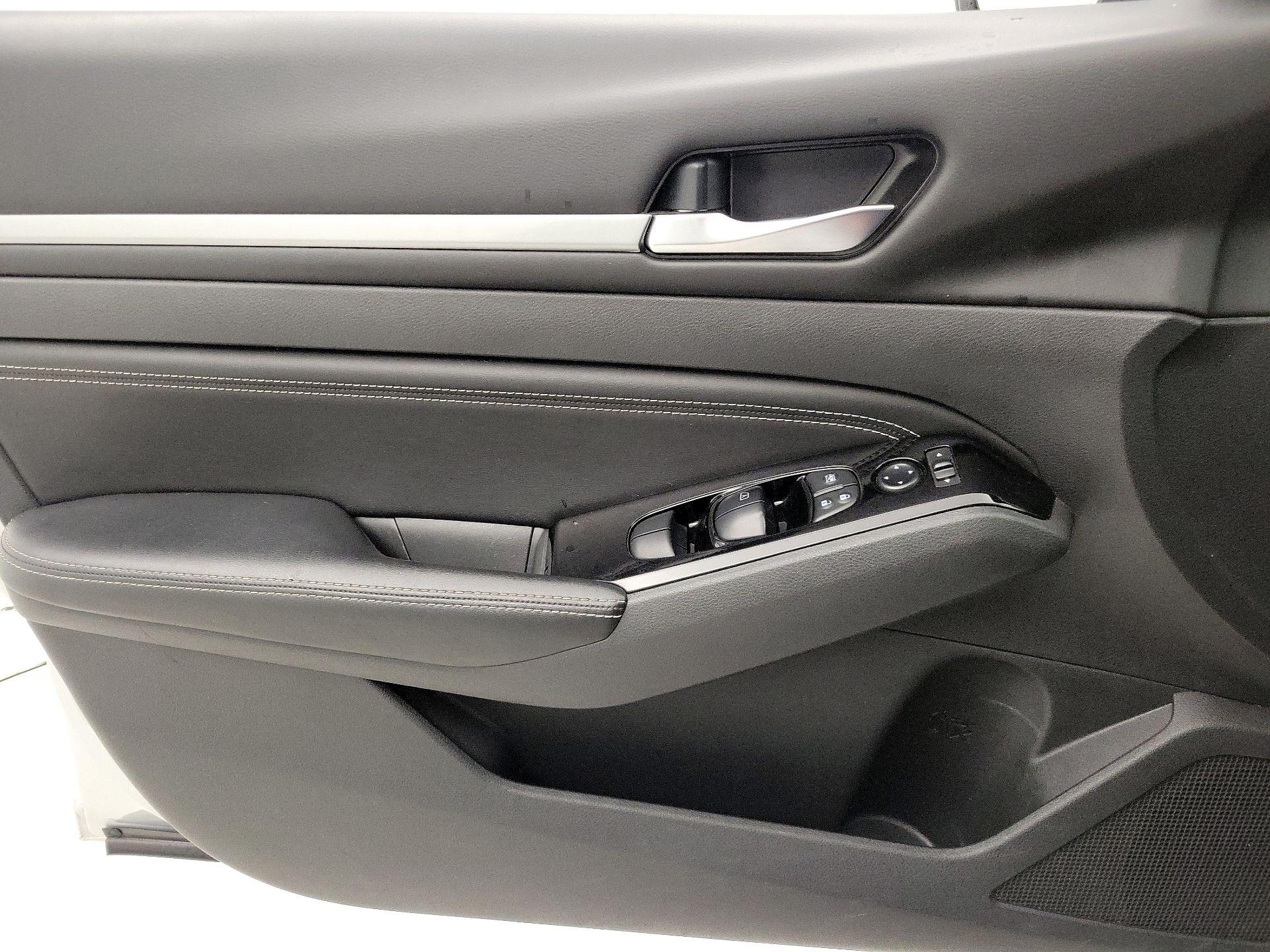 Thumbnail: 2023 Nissan Altima - 12