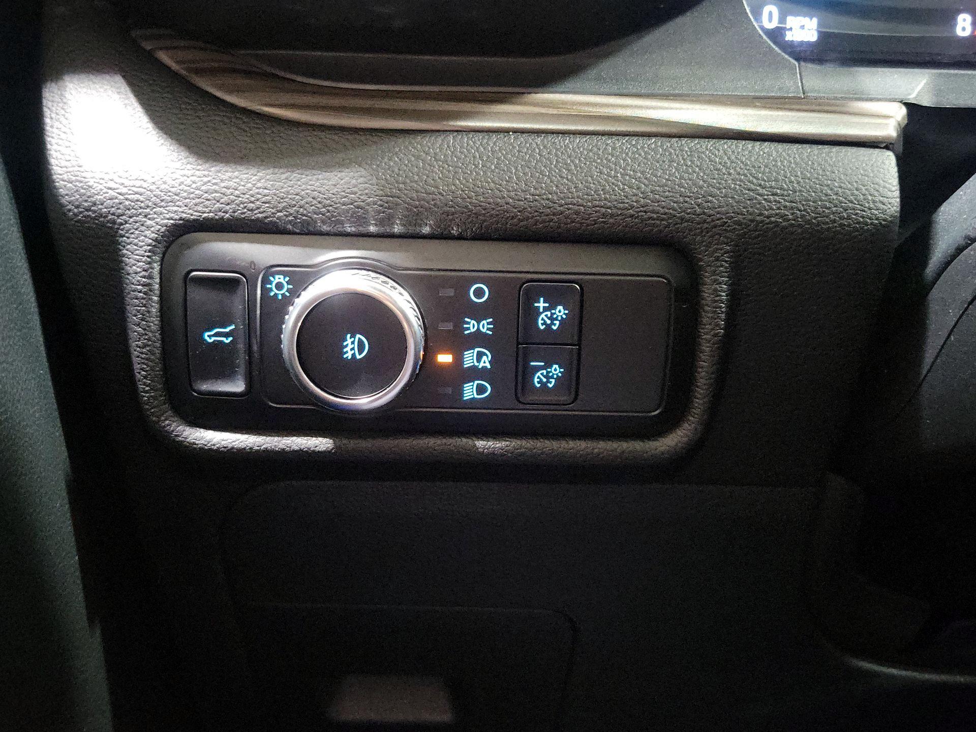 Thumbnail: 2023 Ford Explorer - 13