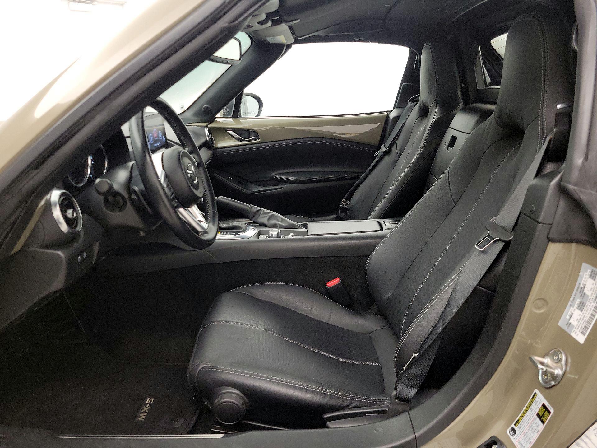 Thumbnail: 2023 Mazda MX-5 Miata - 11