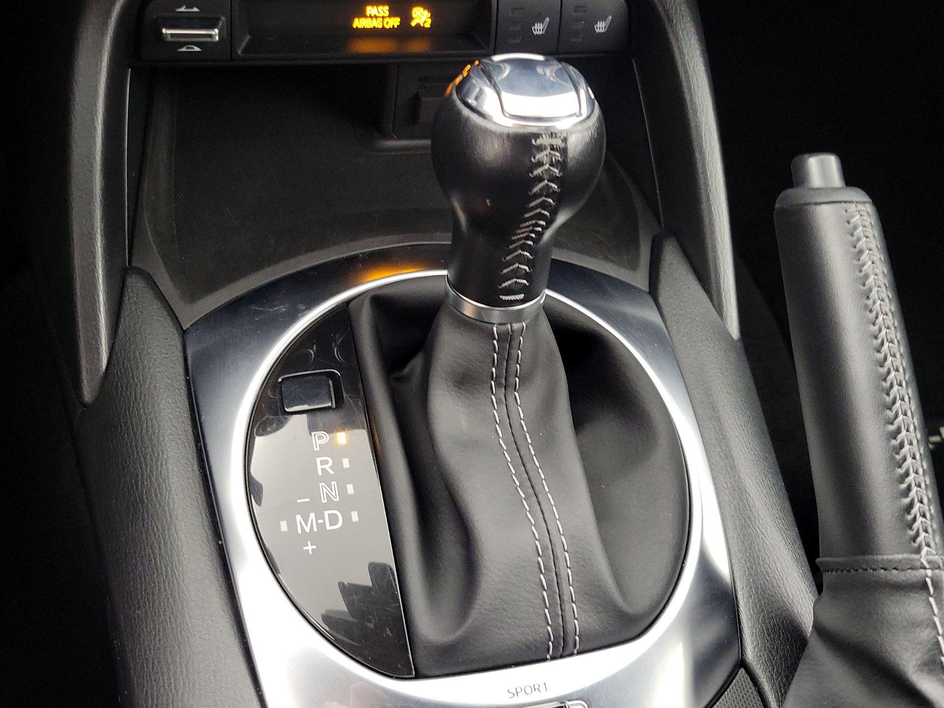 Thumbnail: 2023 Mazda MX-5 Miata - 17