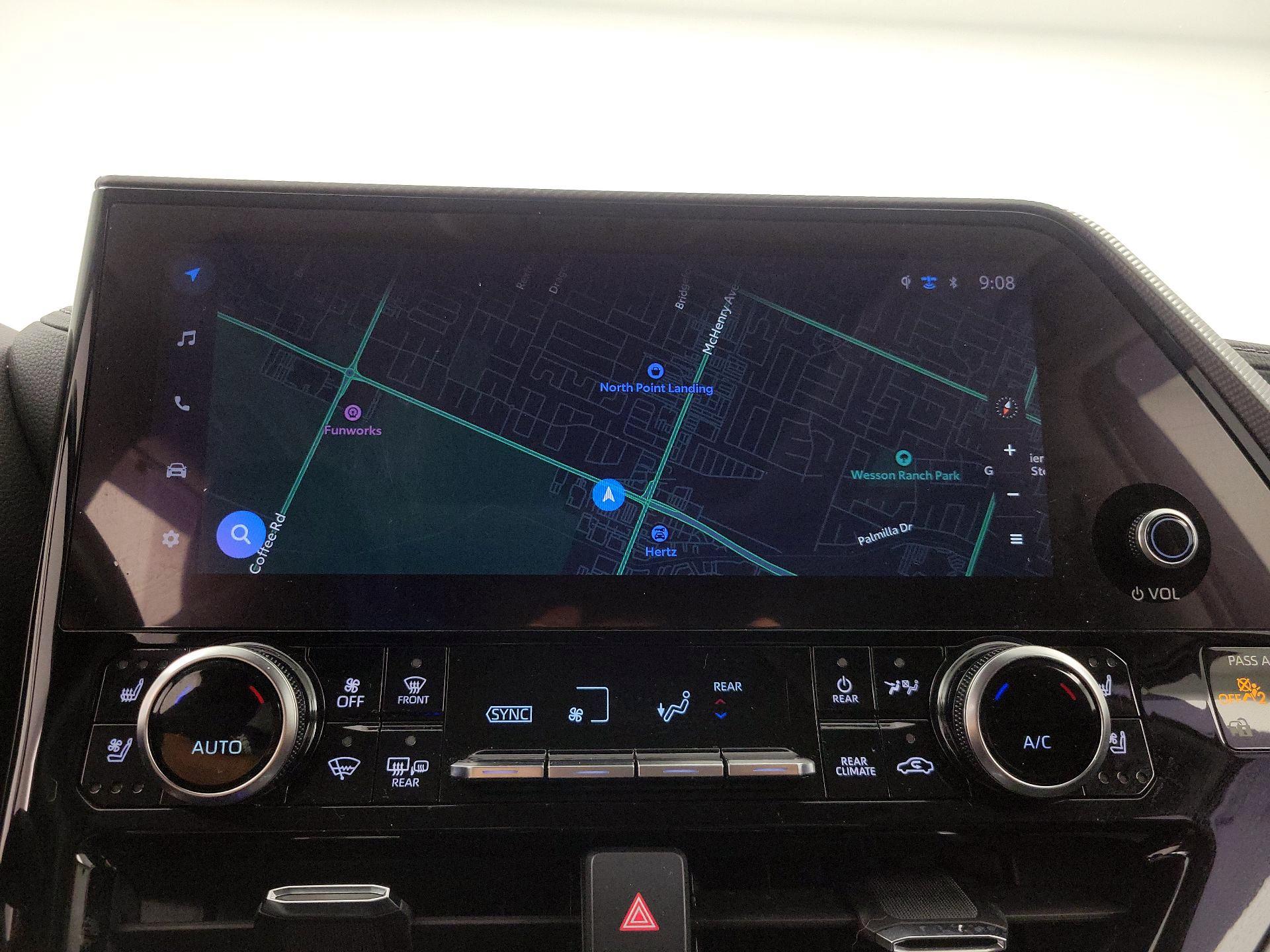 Thumbnail: 2023 Toyota Highlander - 14