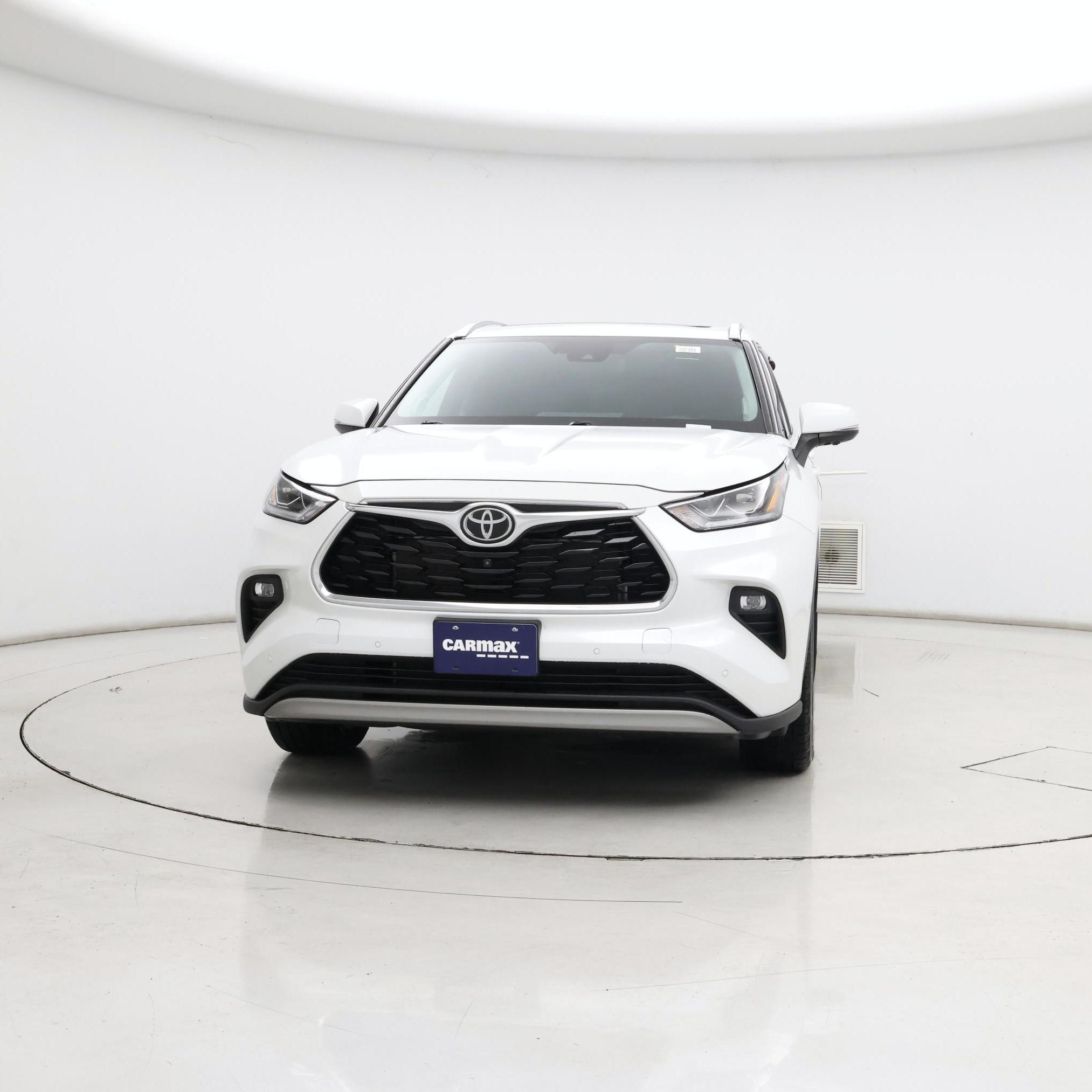 Thumbnail: 2023 Toyota Highlander - 5