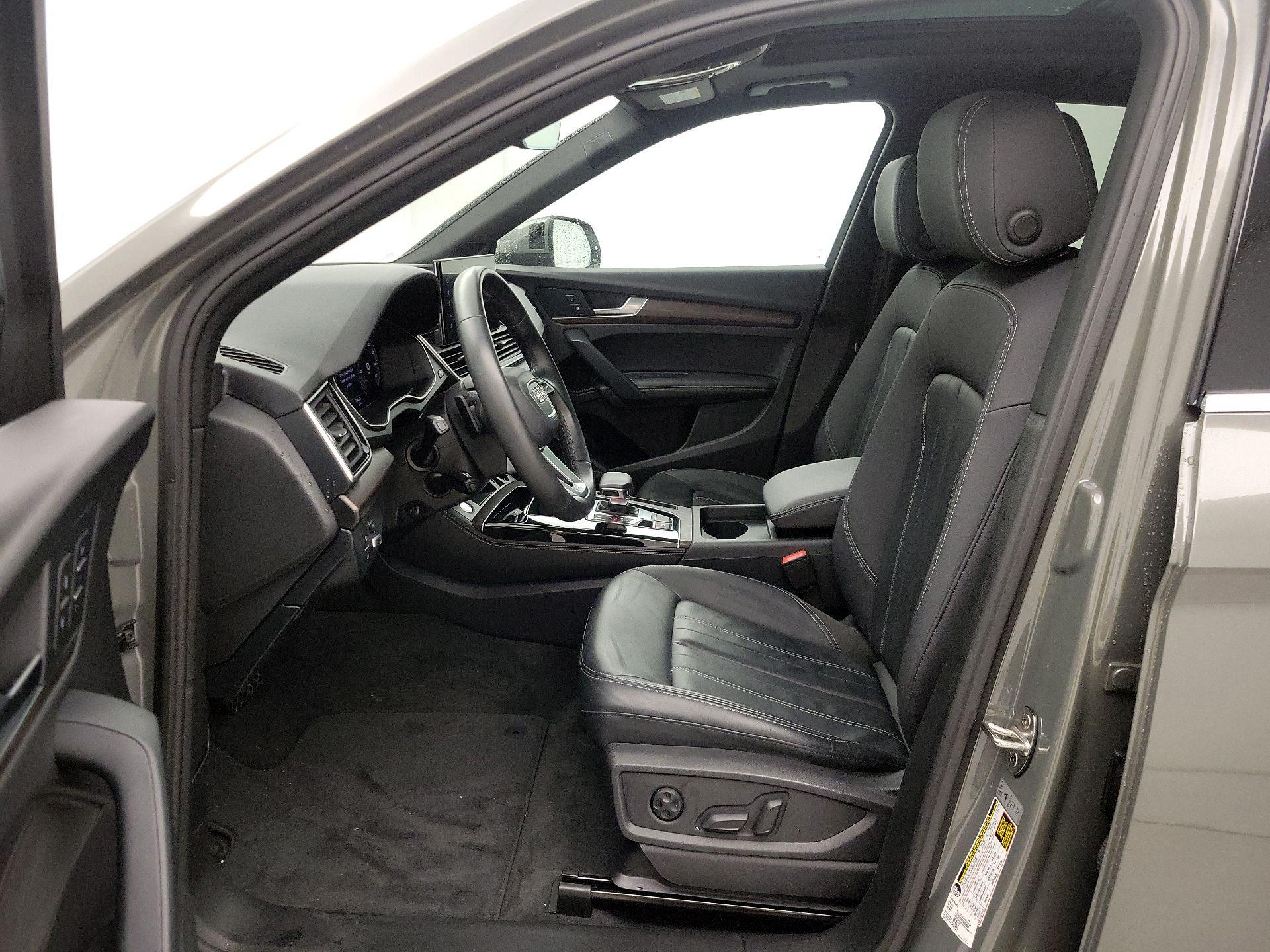 Thumbnail: 2023 Audi Q5 - 11