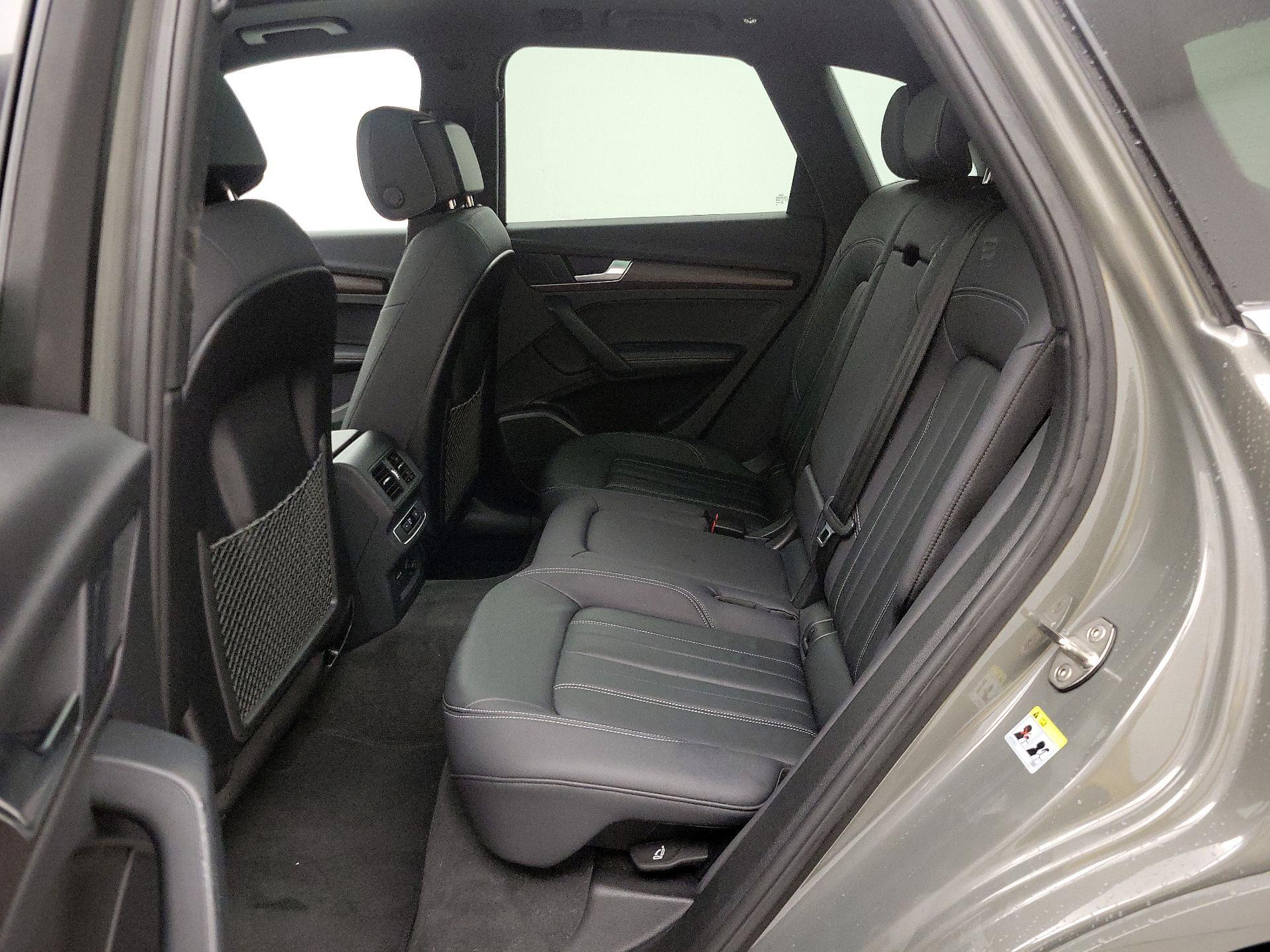 Thumbnail: 2023 Audi Q5 - 20