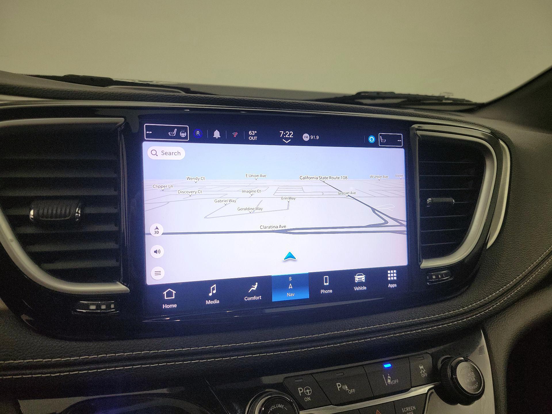 Thumbnail: 2022 Chrysler Pacifica - 14
