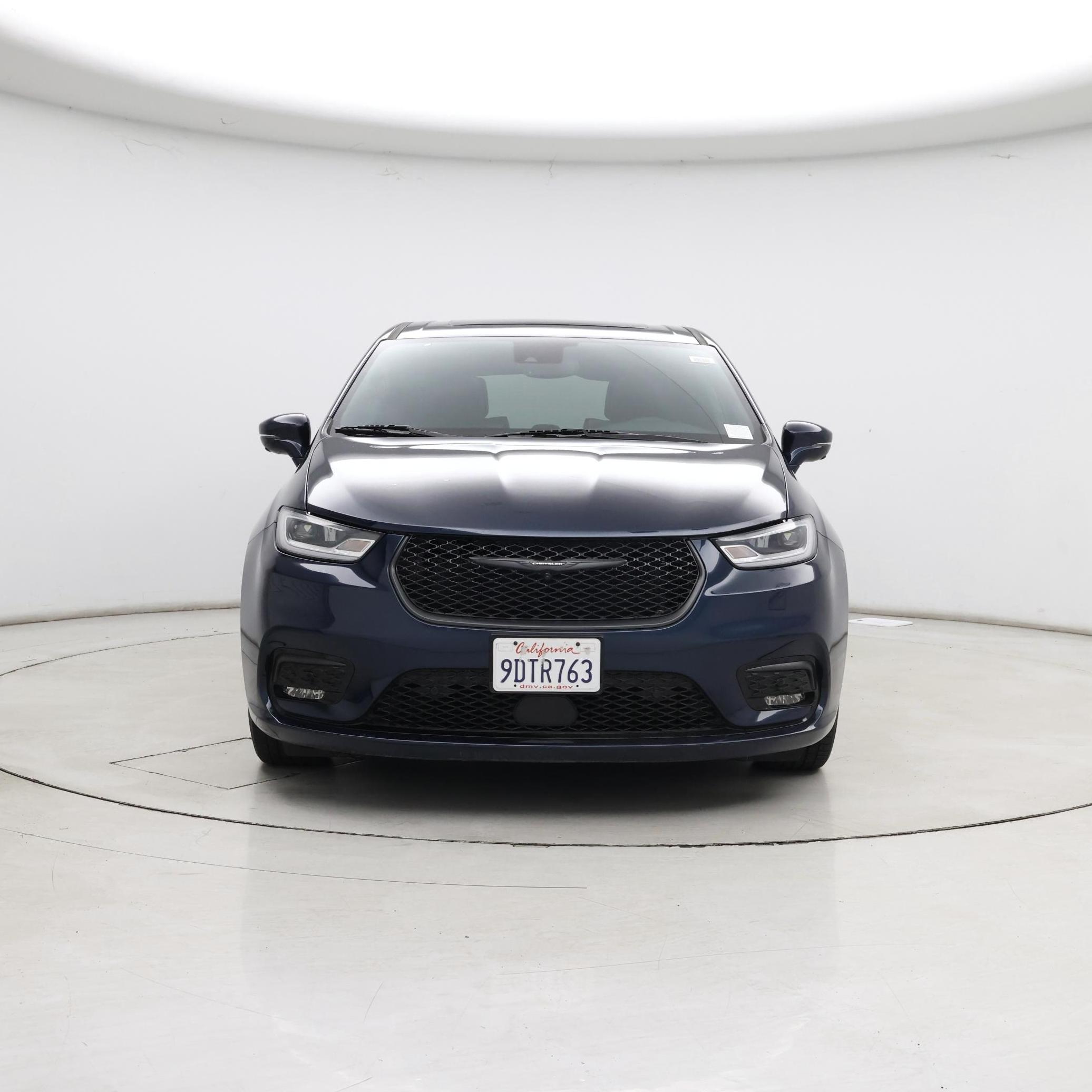 Thumbnail: 2022 Chrysler Pacifica - 5