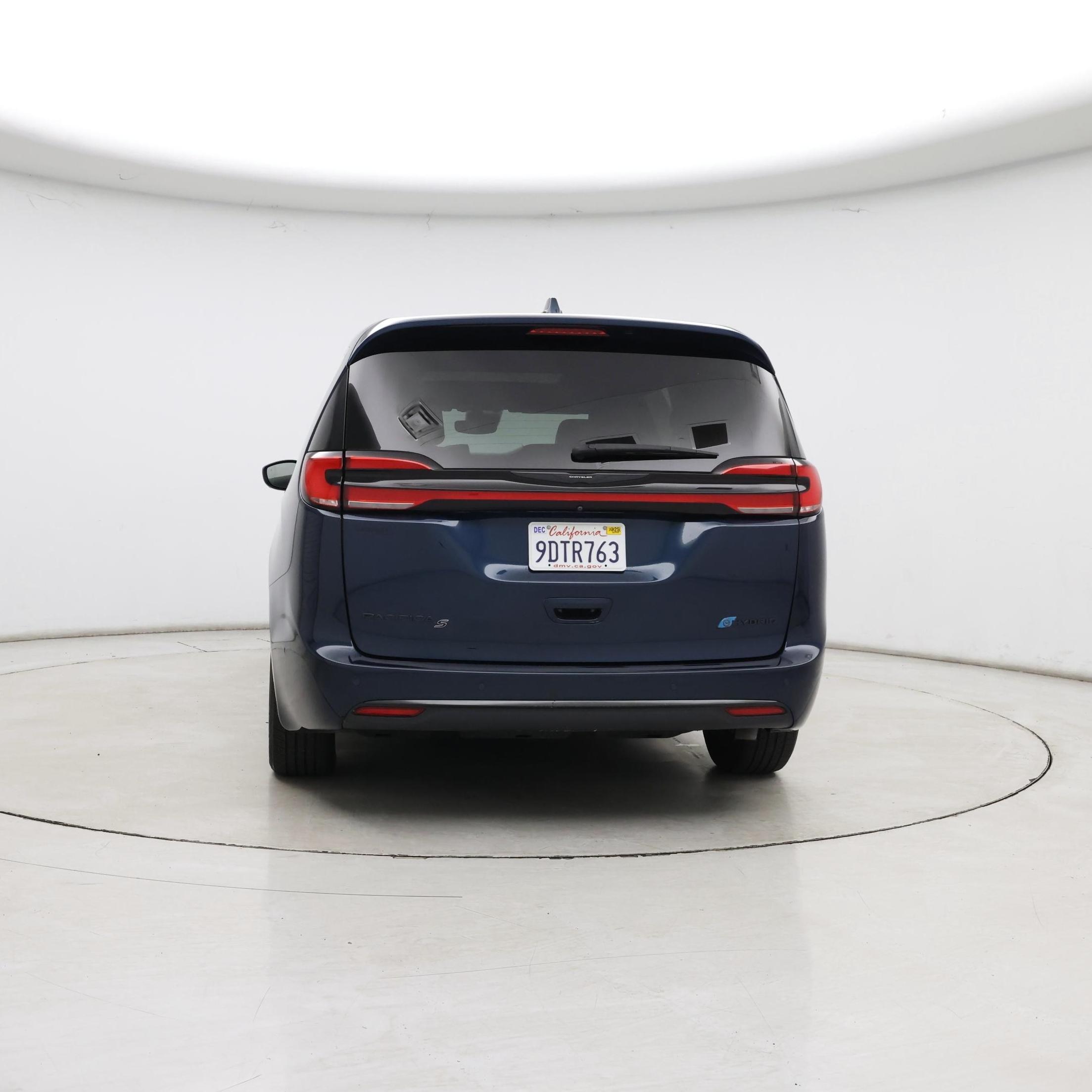Thumbnail: 2022 Chrysler Pacifica - 6