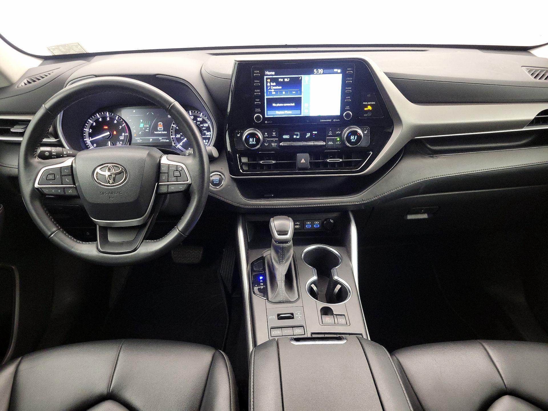 Thumbnail: 2022 Toyota Highlander - 9