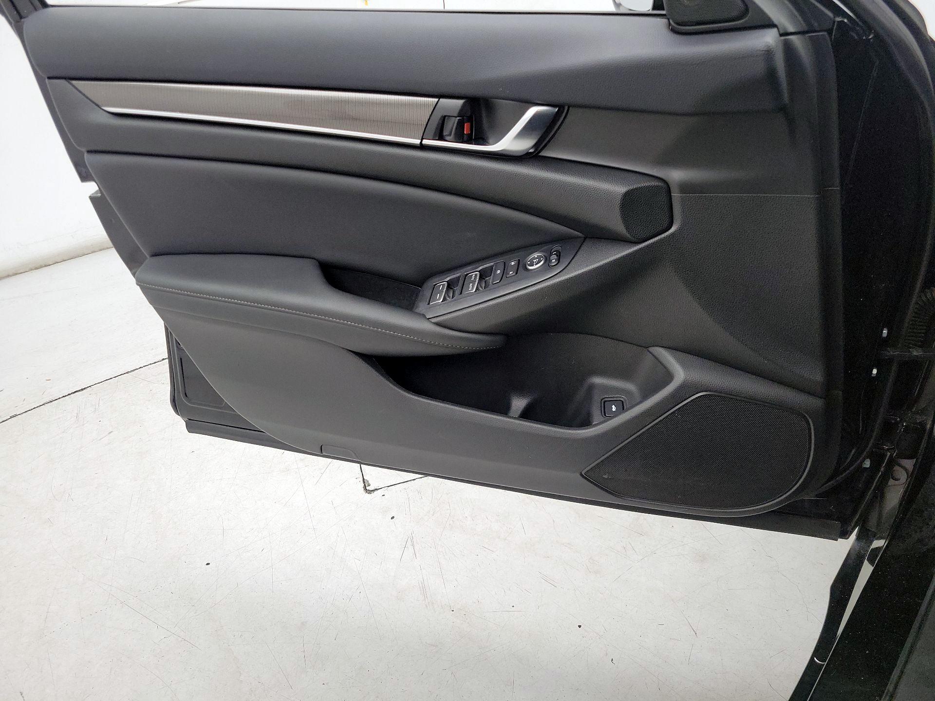 Thumbnail: 2022 Honda Accord - 12