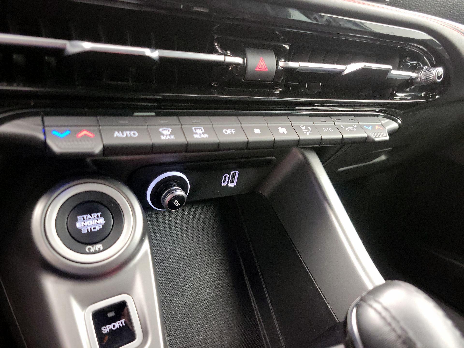 Thumbnail: 2024 Dodge Hornet - 16