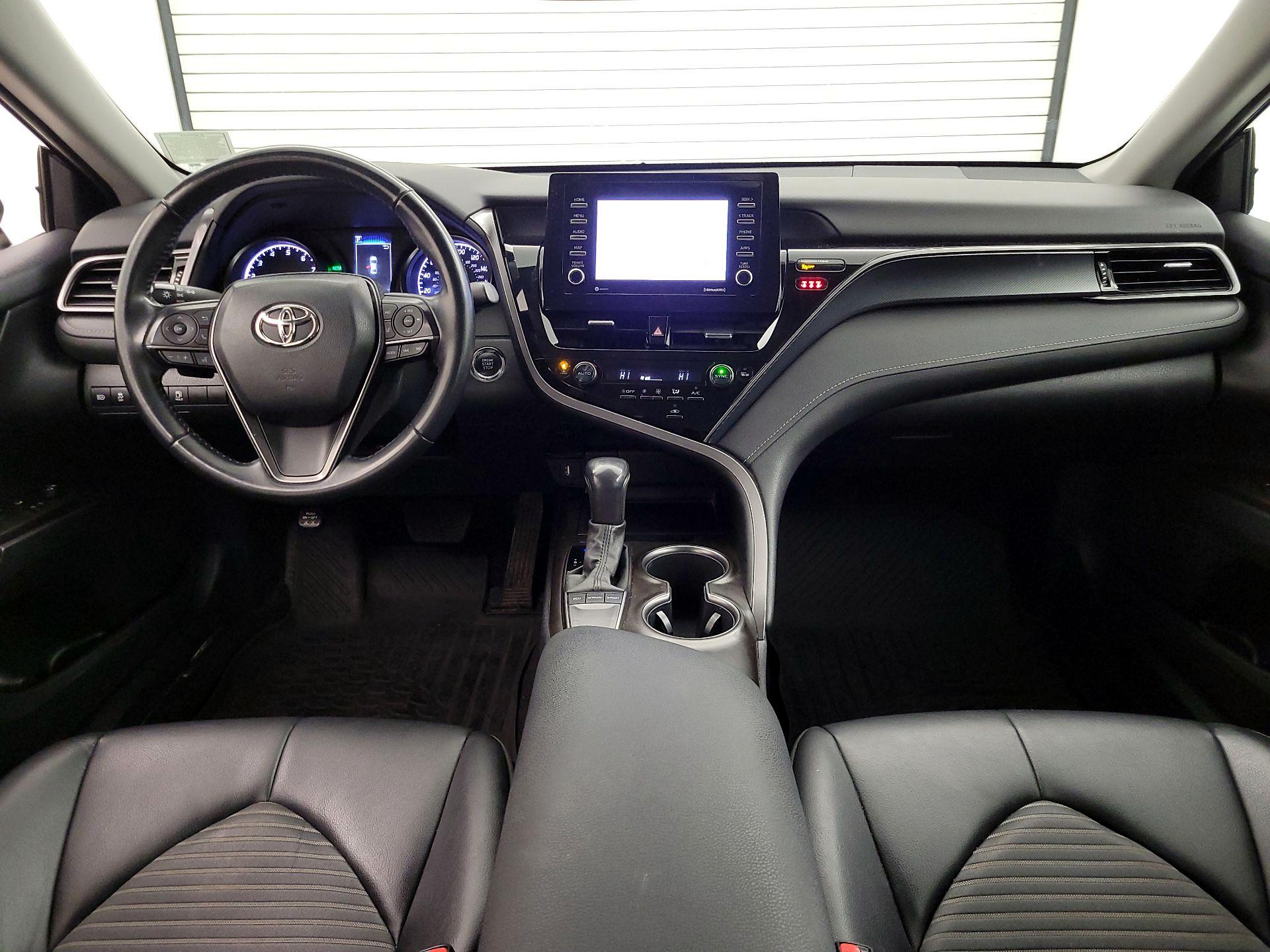 Thumbnail: 2022 Toyota Camry - 9