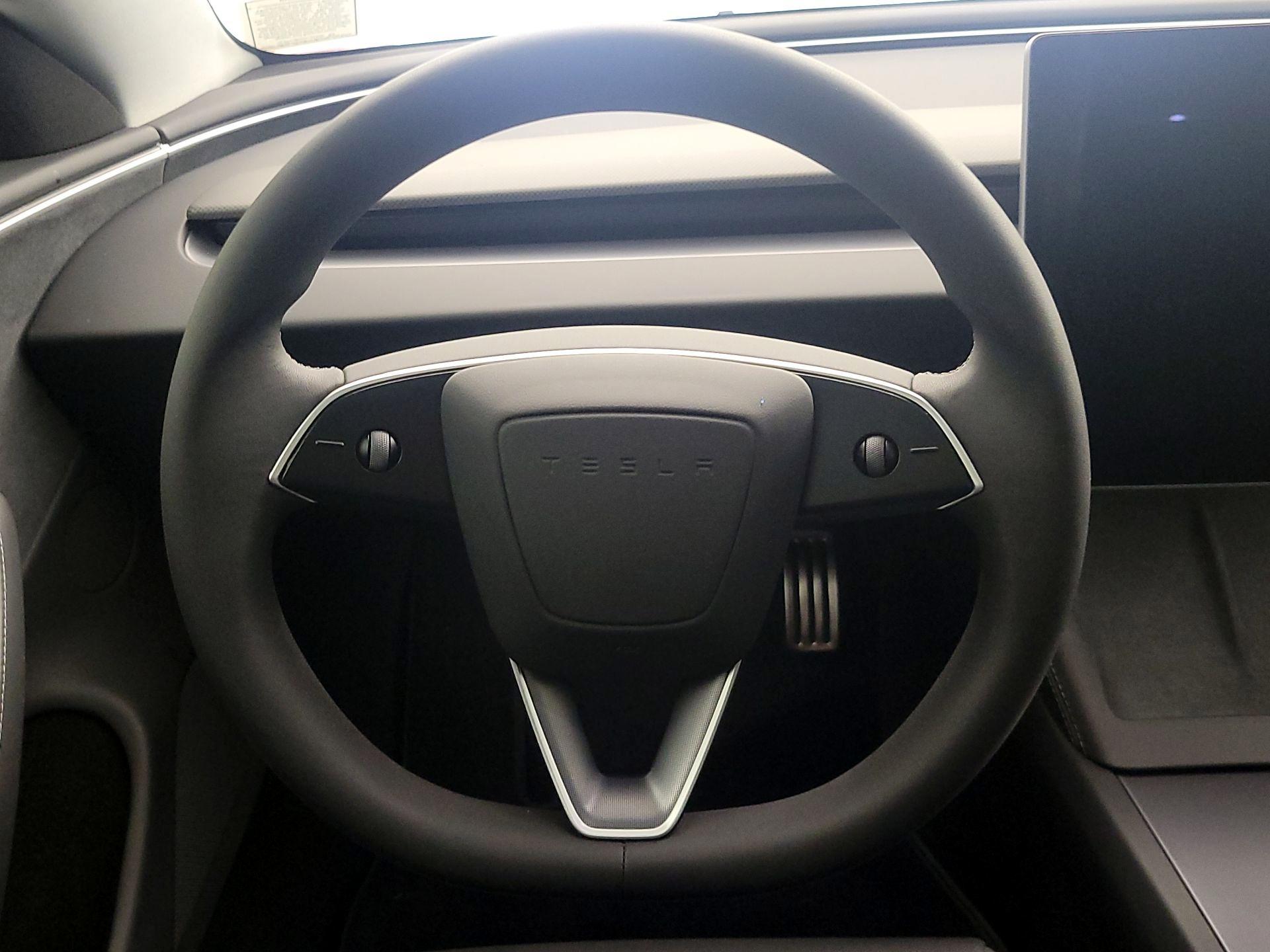 Thumbnail: 2024 Tesla Model 3 - 10