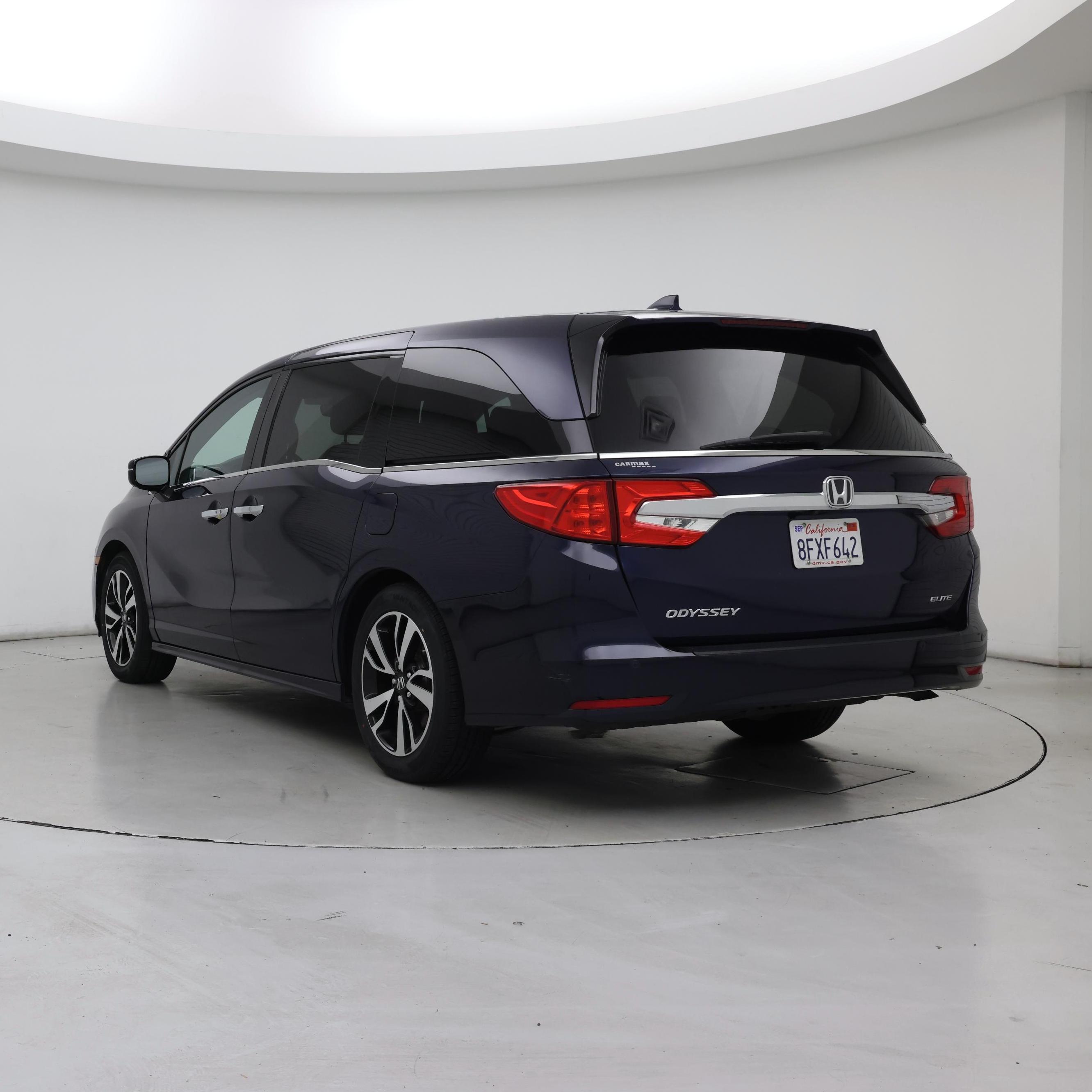 Thumbnail: 2019 Honda Odyssey - 2