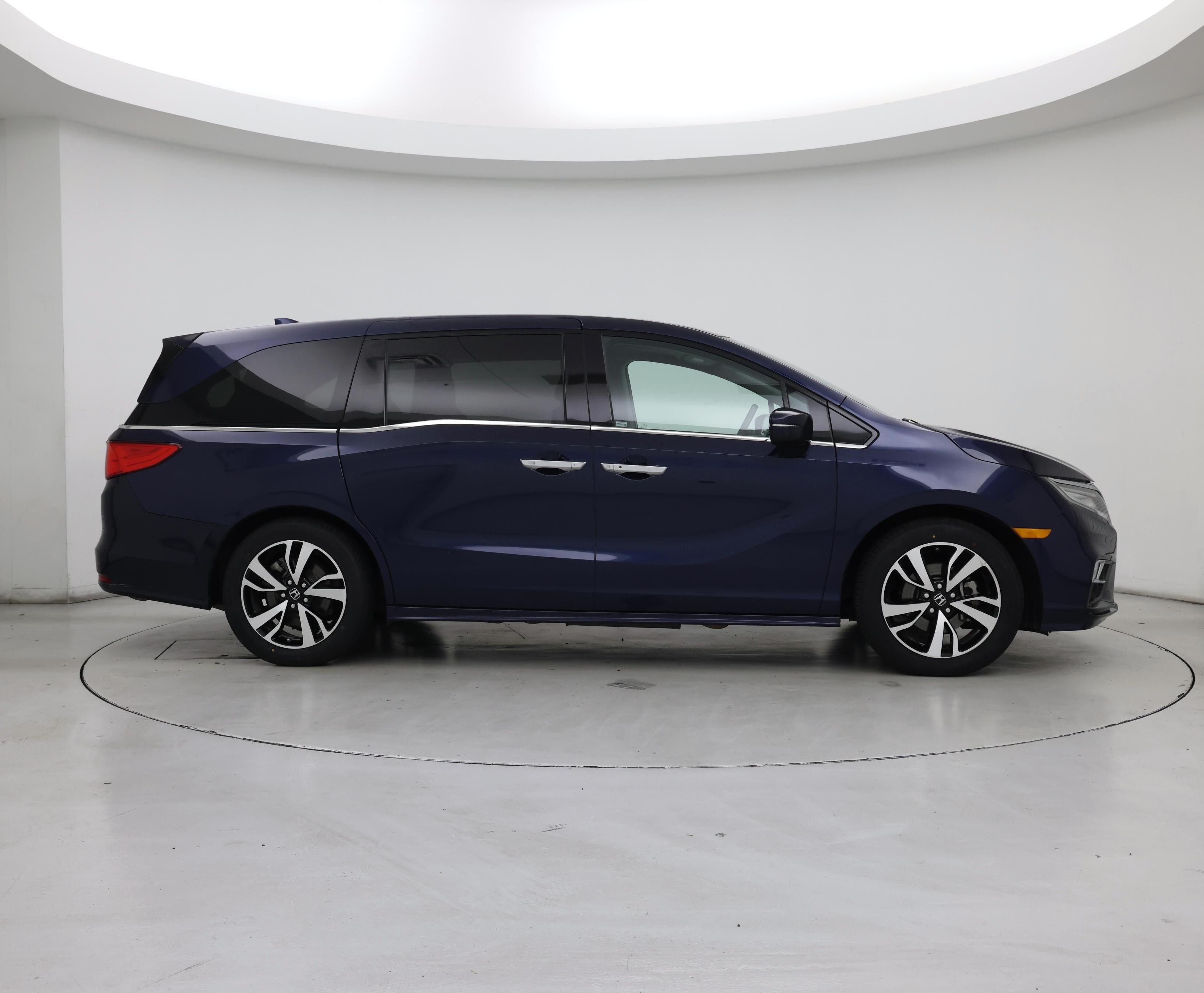 Thumbnail: 2019 Honda Odyssey - 7