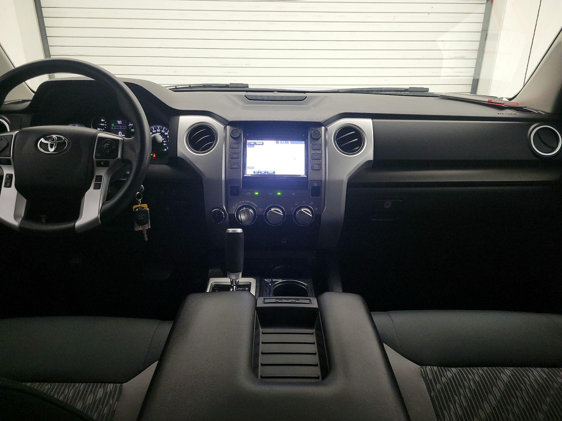 Thumbnail: 2019 Toyota Tundra - 9