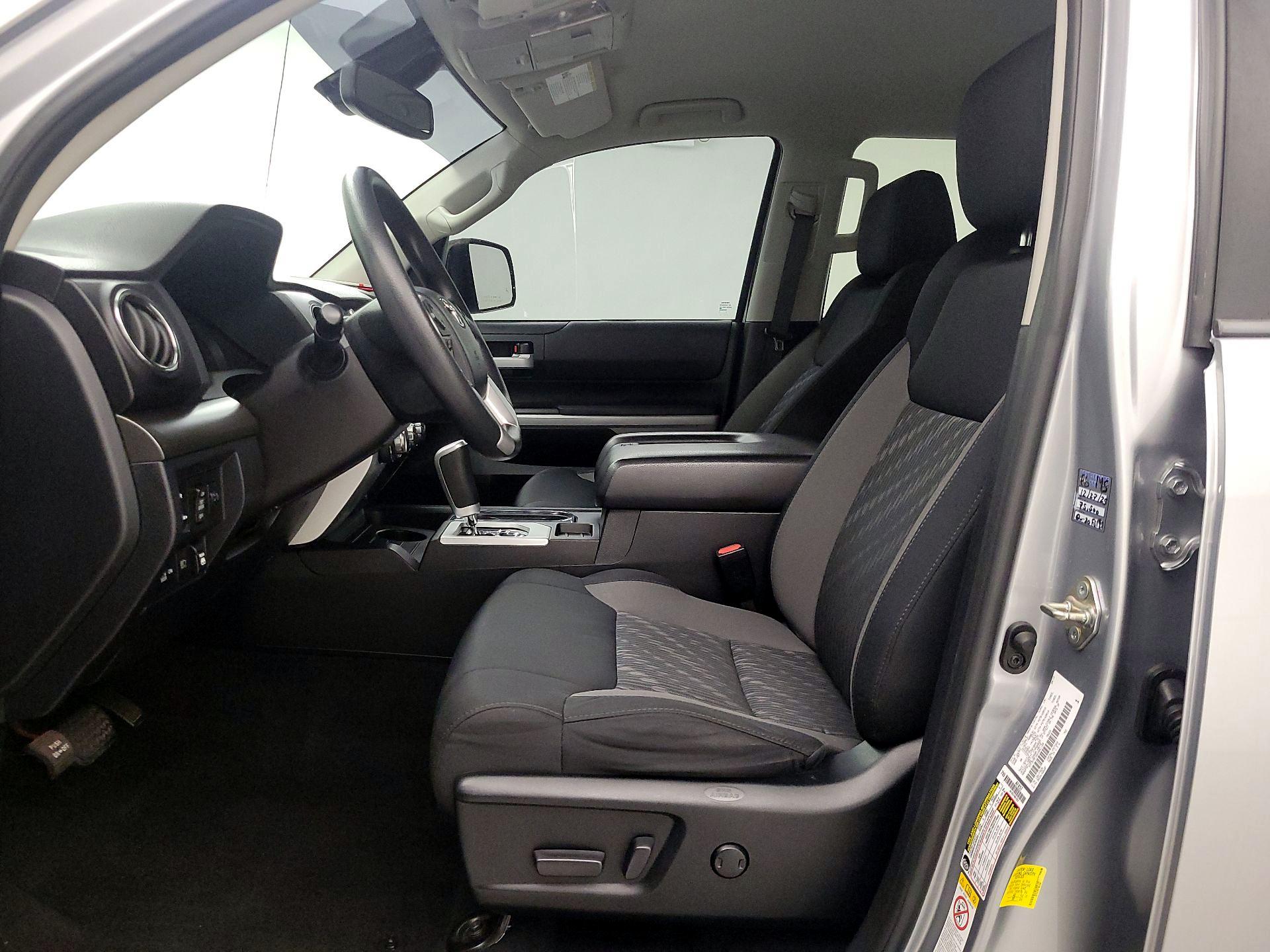 Thumbnail: 2019 Toyota Tundra - 11