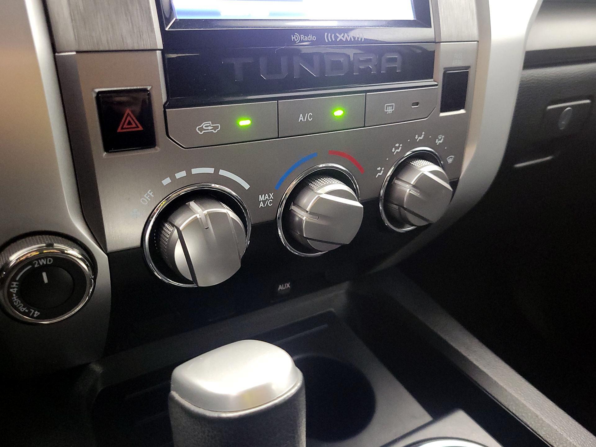 Thumbnail: 2019 Toyota Tundra - 17