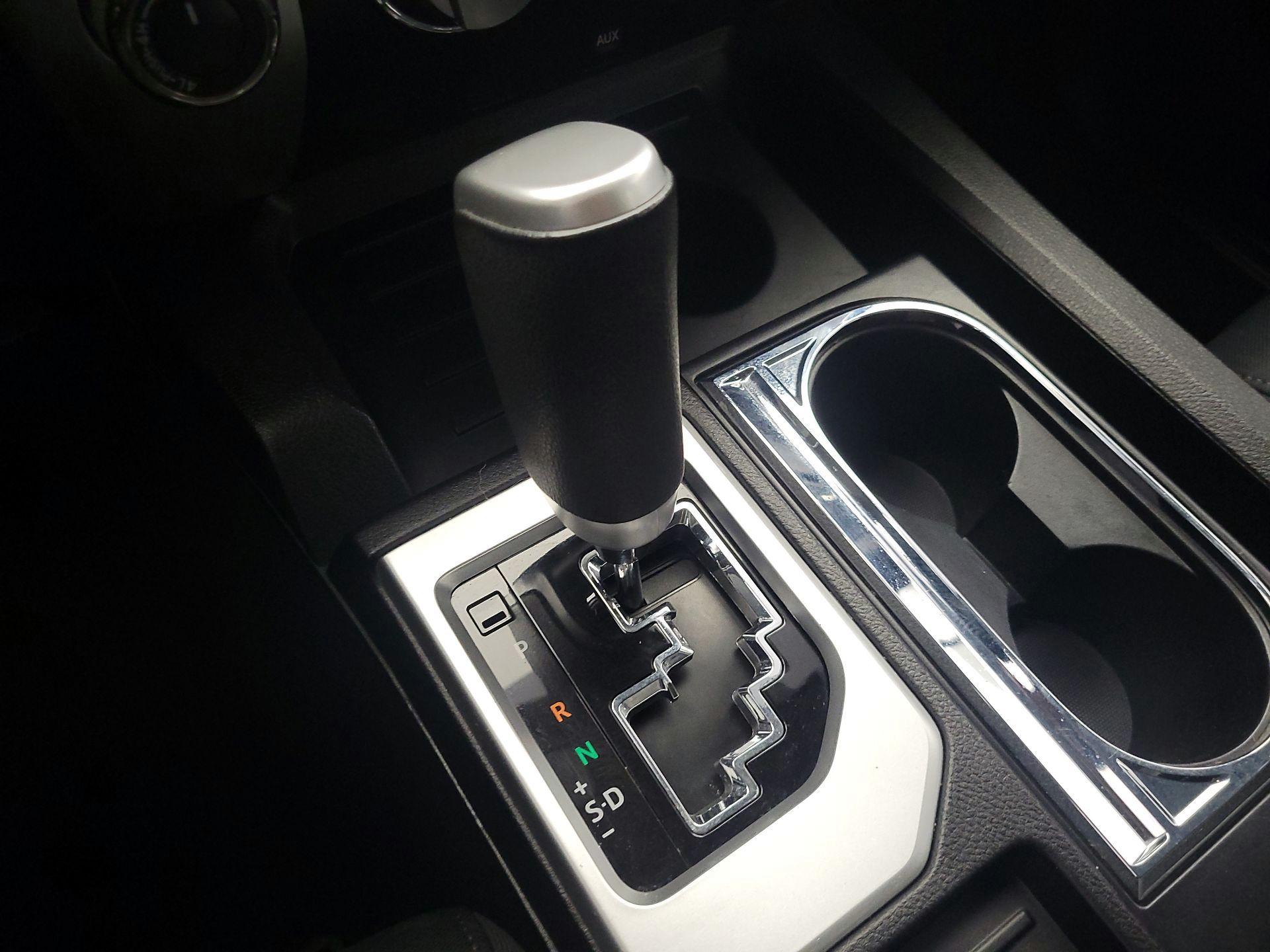 Thumbnail: 2019 Toyota Tundra - 18