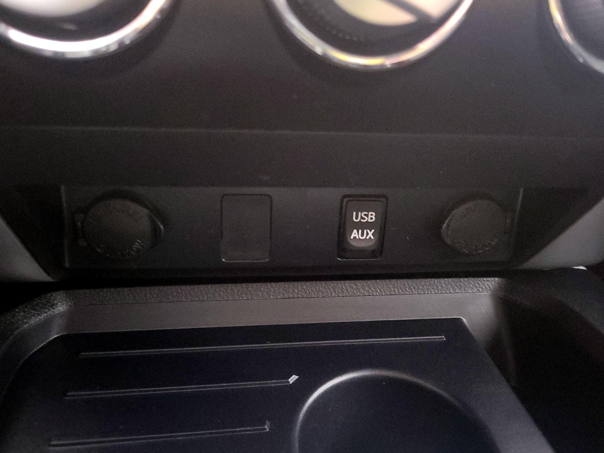 Thumbnail: 2019 Toyota Tundra - 19