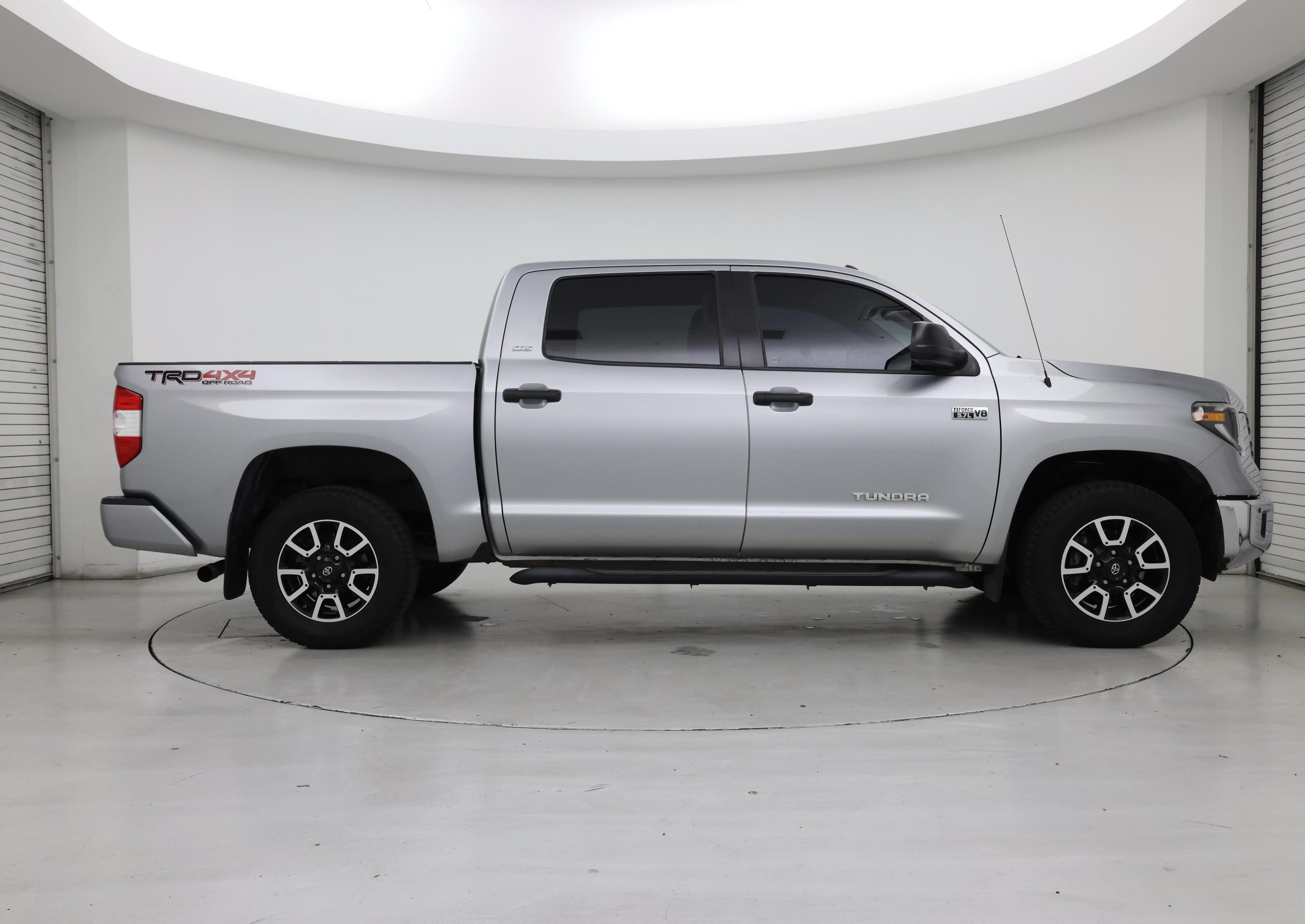 Thumbnail: 2019 Toyota Tundra - 7