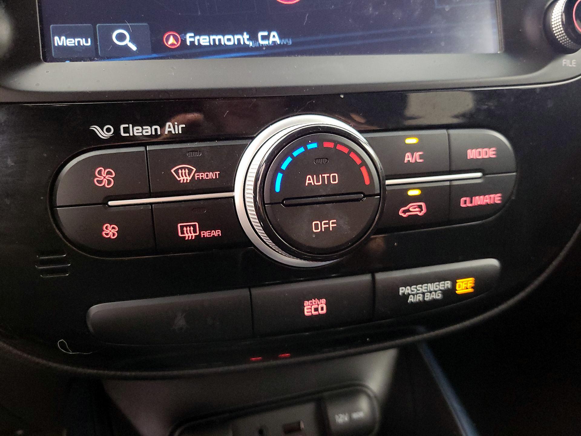 Thumbnail: 2015 Kia Soul - 17