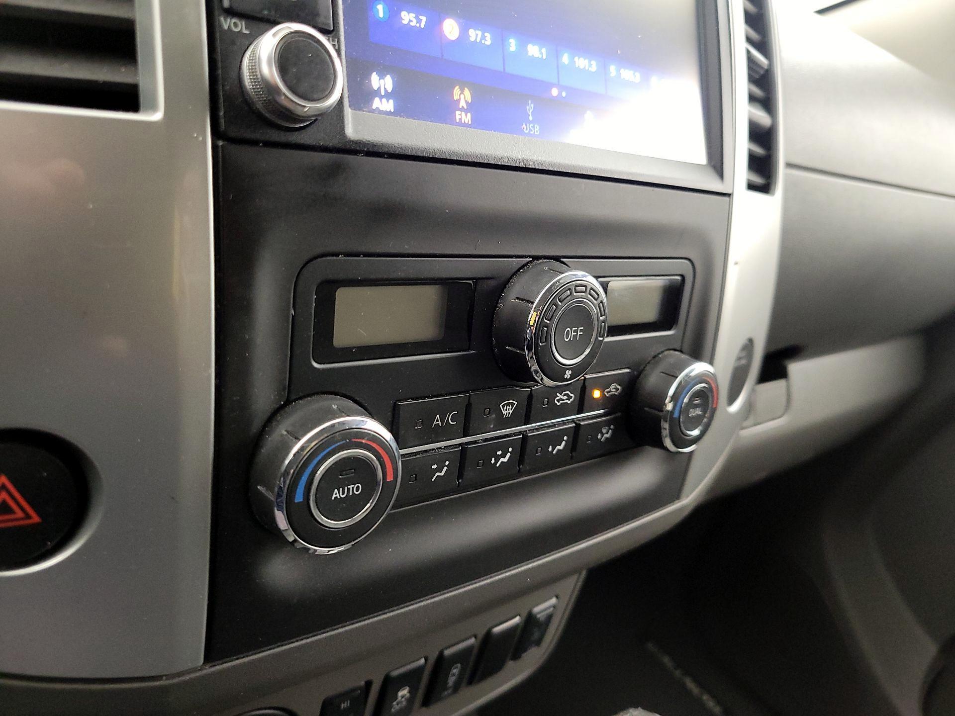 Thumbnail: 2019 Nissan Frontier - 16