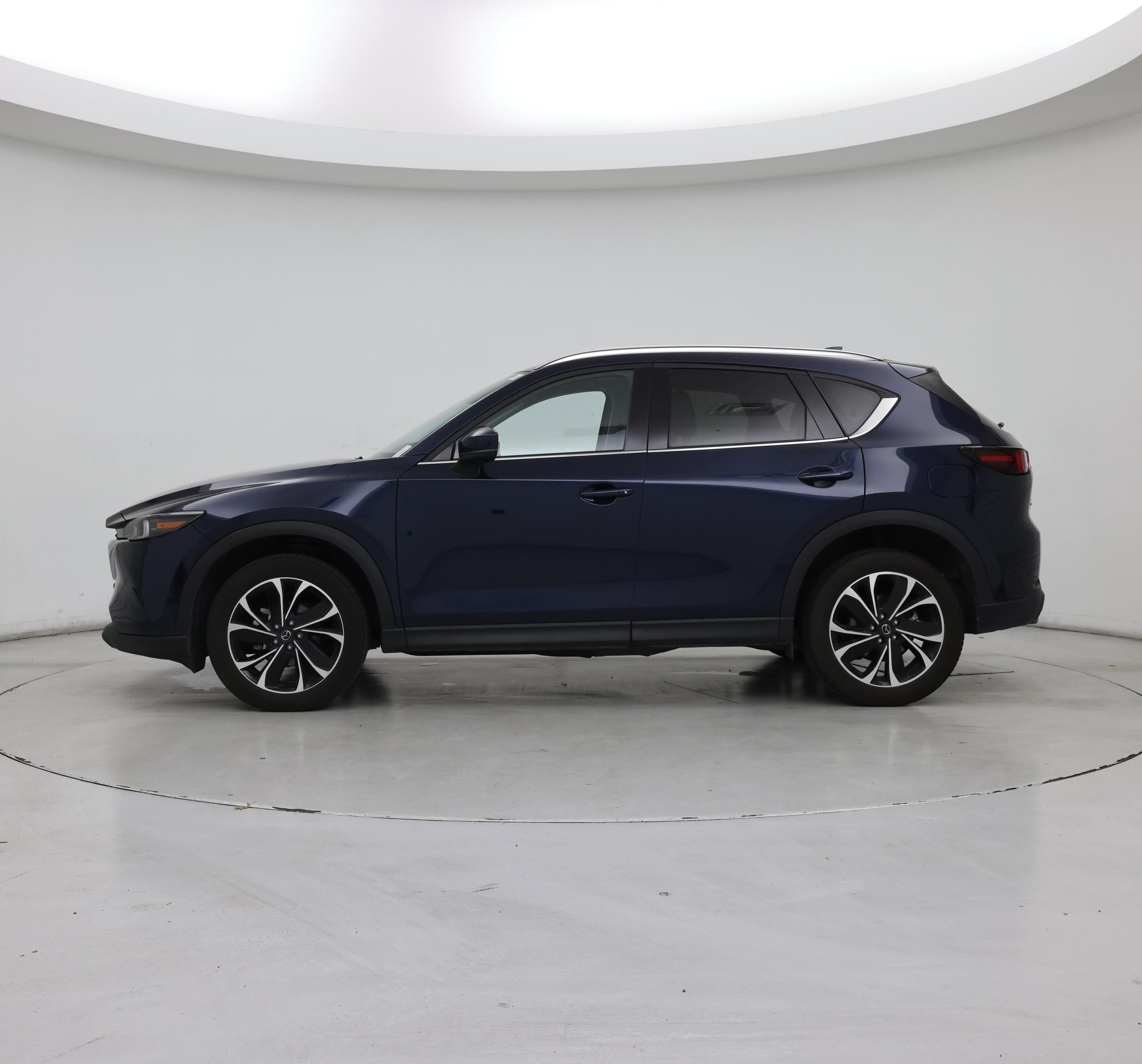 Thumbnail: 2022 Mazda CX-5 - 3