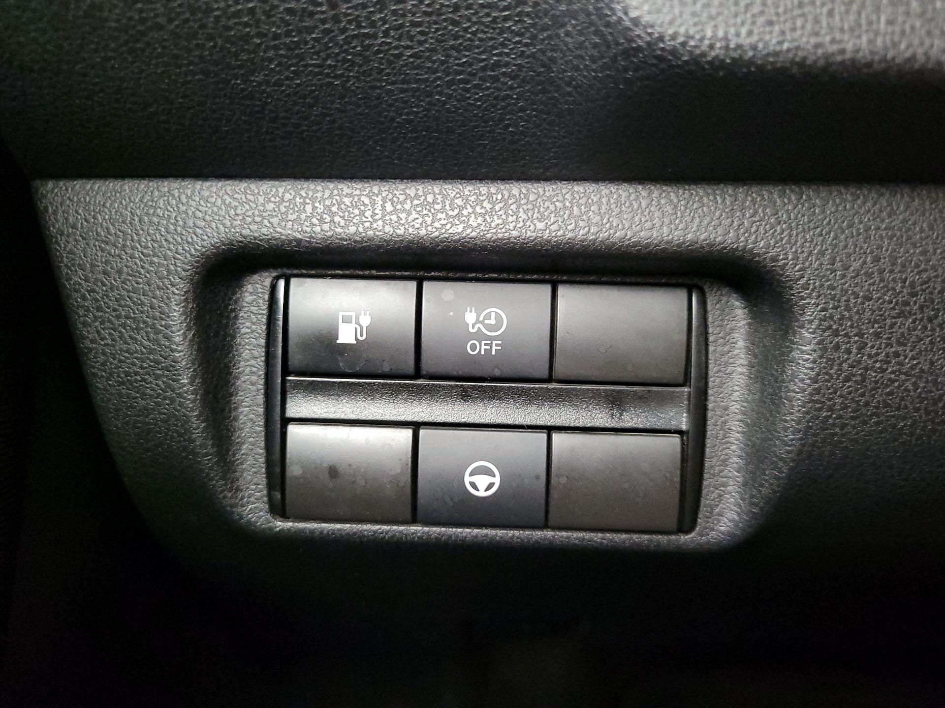 Thumbnail: 2019 Nissan Leaf - 13