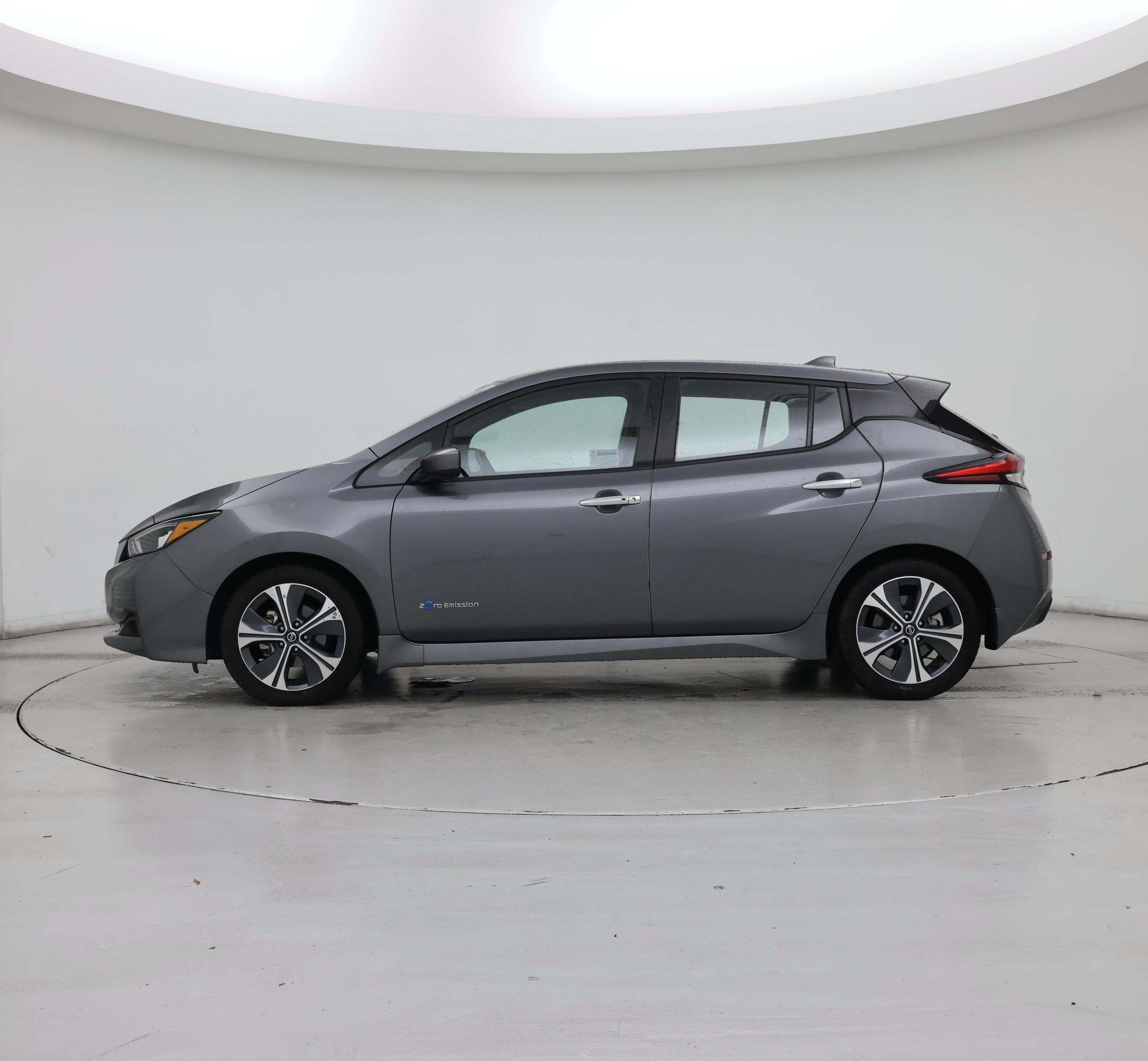 Thumbnail: 2019 Nissan Leaf - 3