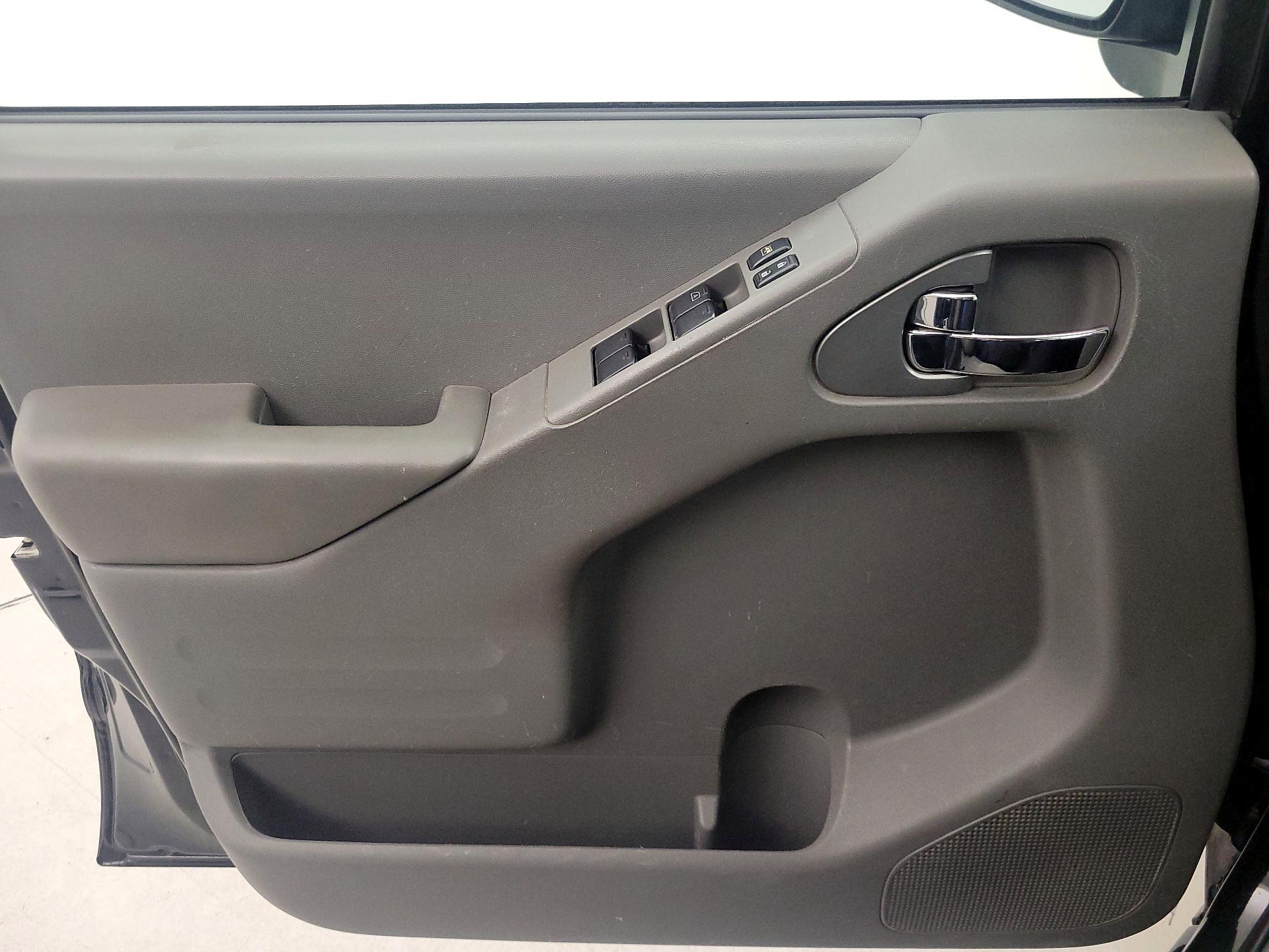 Thumbnail: 2018 Nissan Frontier - 12