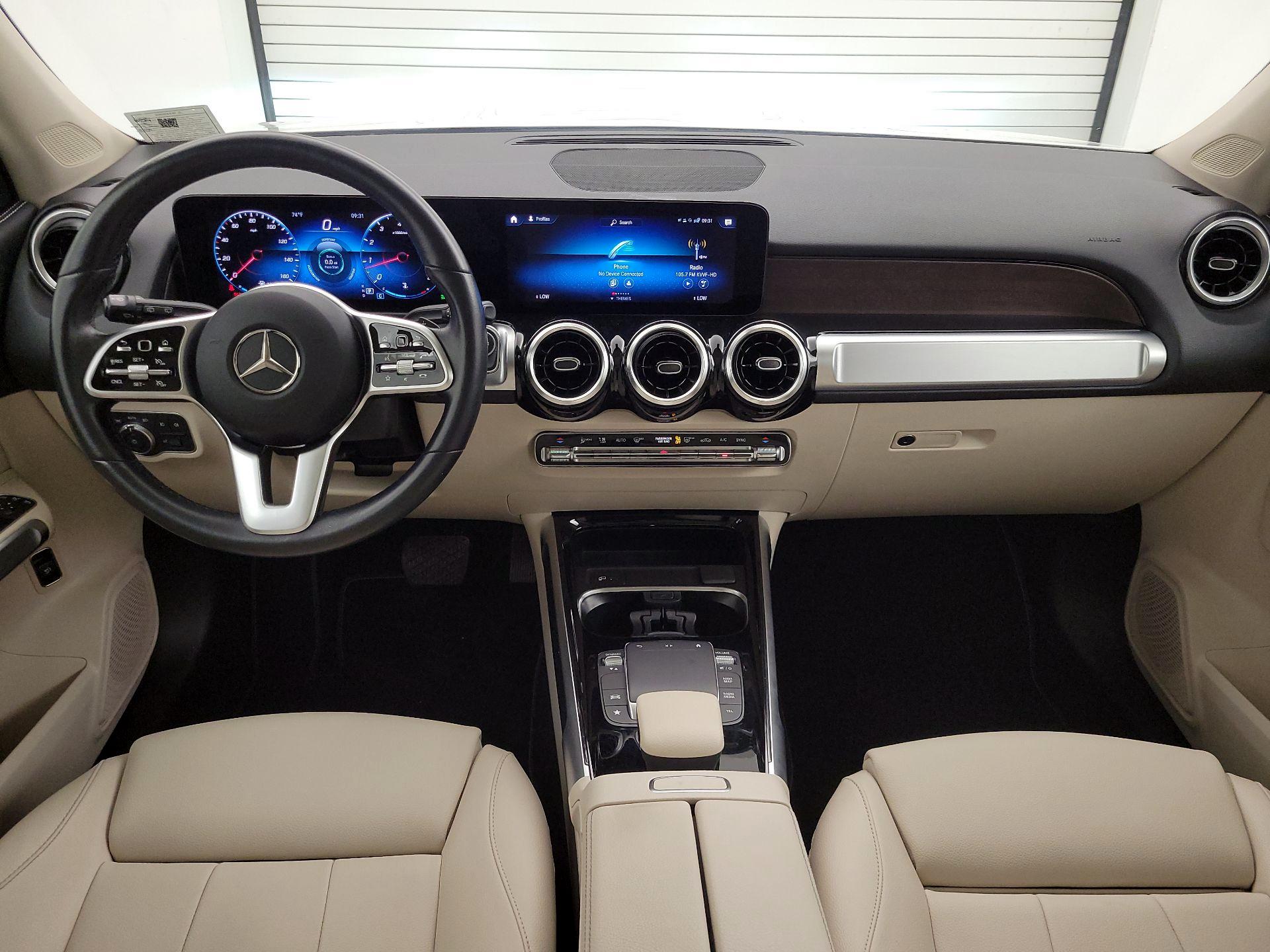 Thumbnail: 2022 Mercedes-Benz GLB - 9