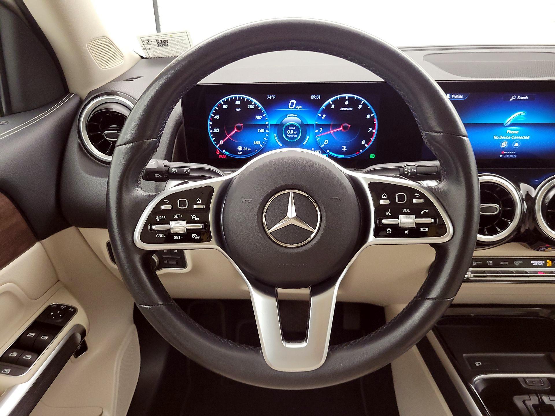 Thumbnail: 2022 Mercedes-Benz GLB - 10