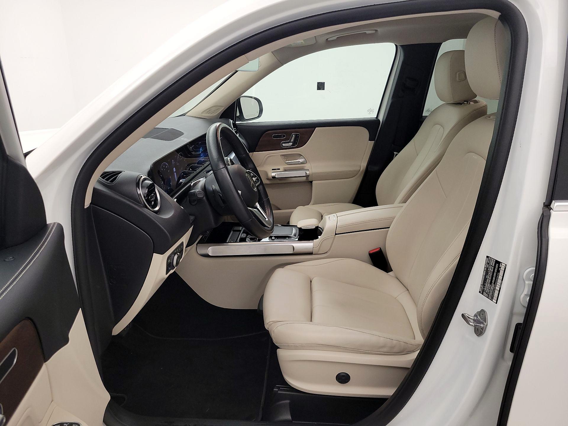 Thumbnail: 2022 Mercedes-Benz GLB - 11