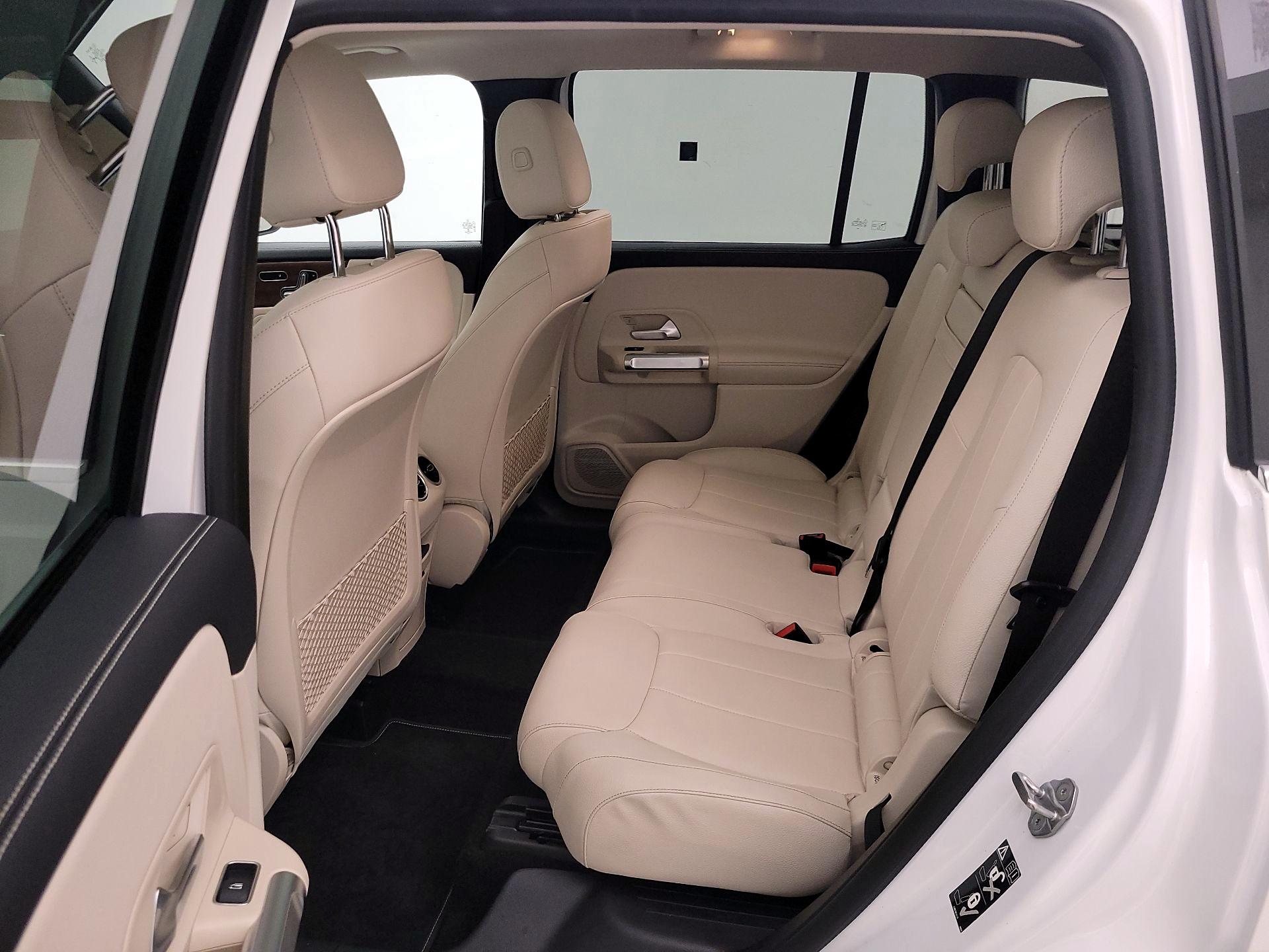 Thumbnail: 2022 Mercedes-Benz GLB - 19