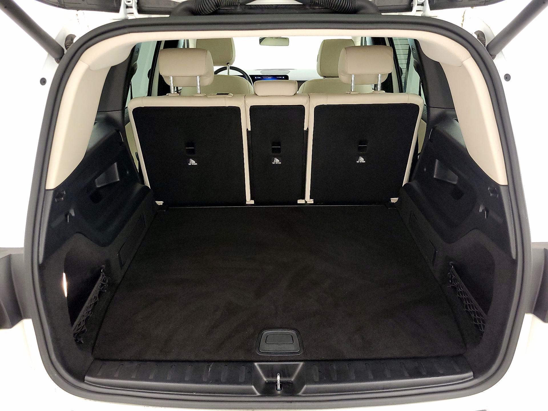 Thumbnail: 2022 Mercedes-Benz GLB - 20