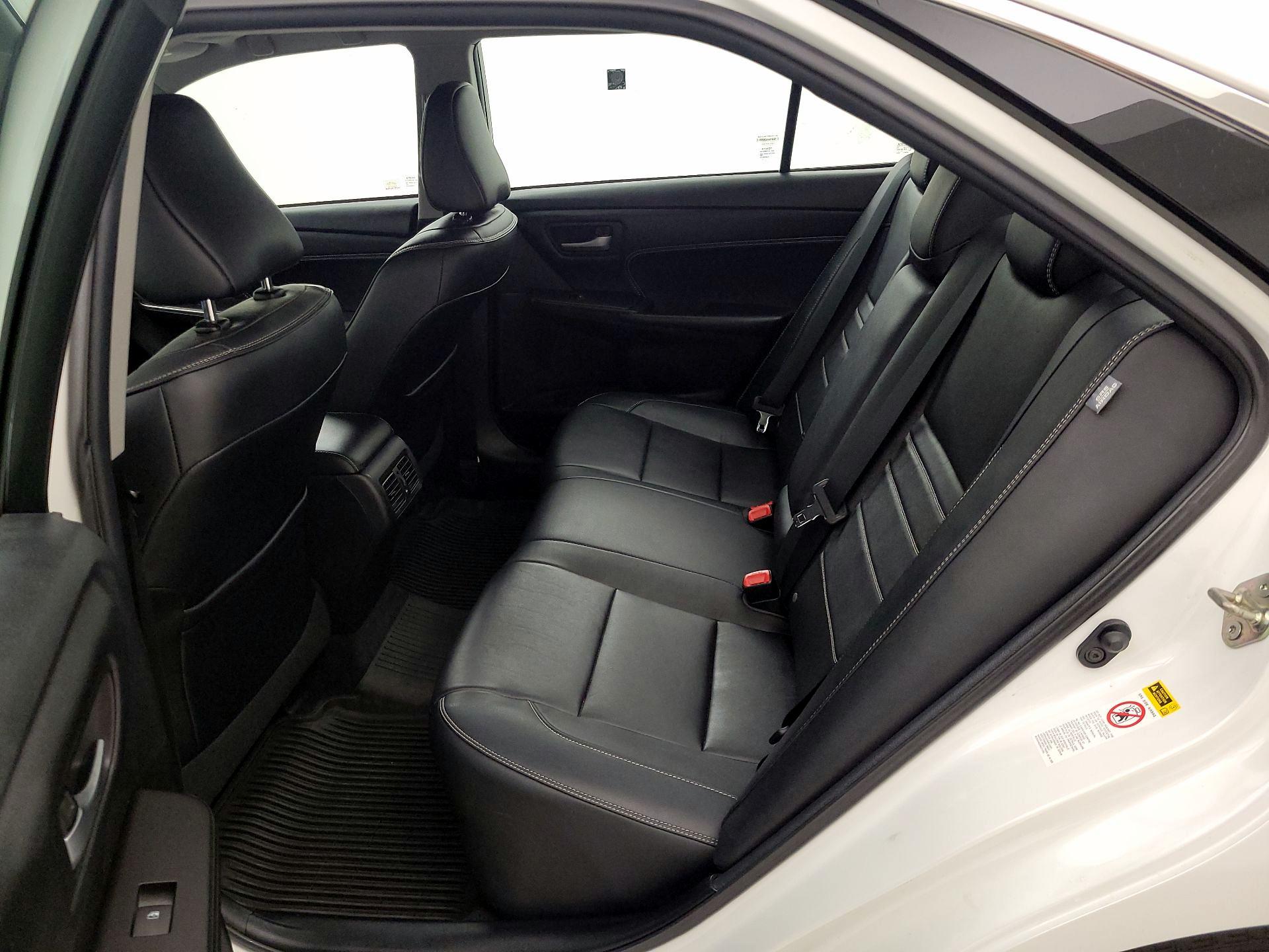 Thumbnail: 2017 Toyota Camry - 20