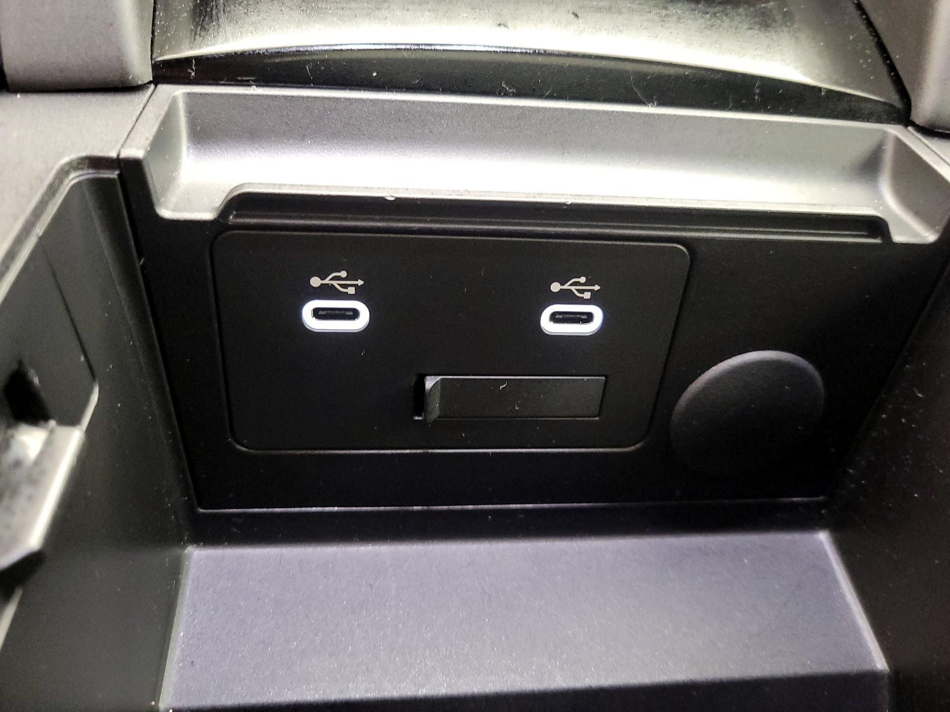 Thumbnail: 2024 Mazda Mazda3 - 18