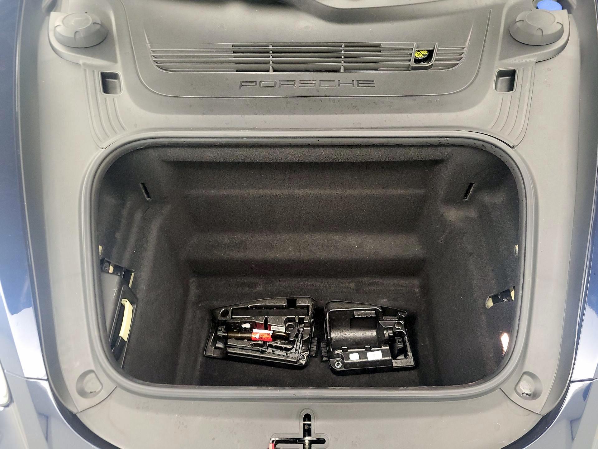 Thumbnail: 2021 Porsche 718 Boxster - 20