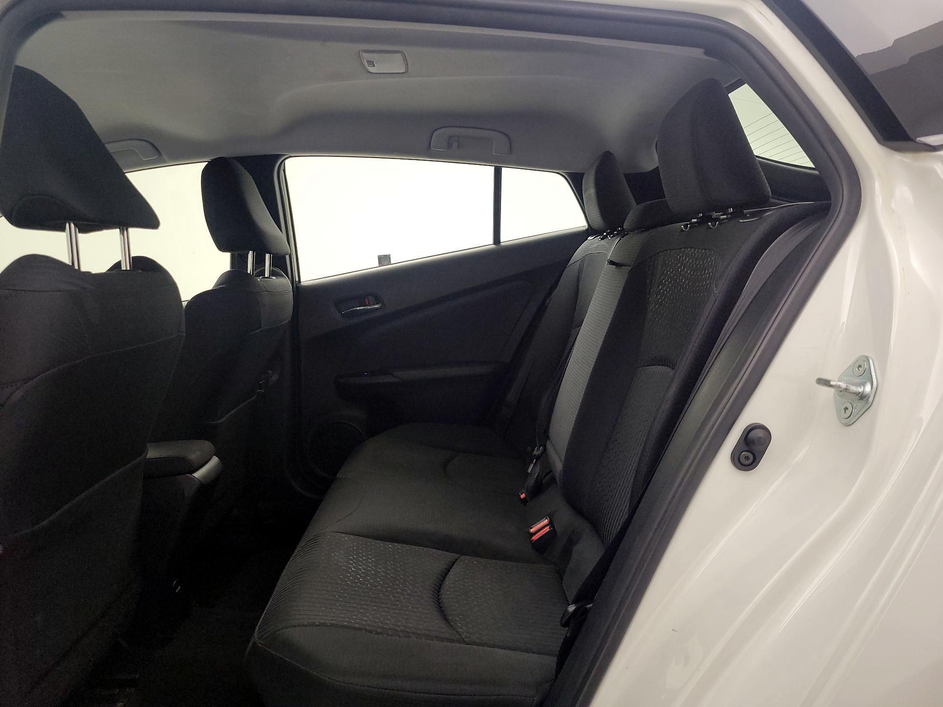 Thumbnail: 2016 Toyota Prius - 19