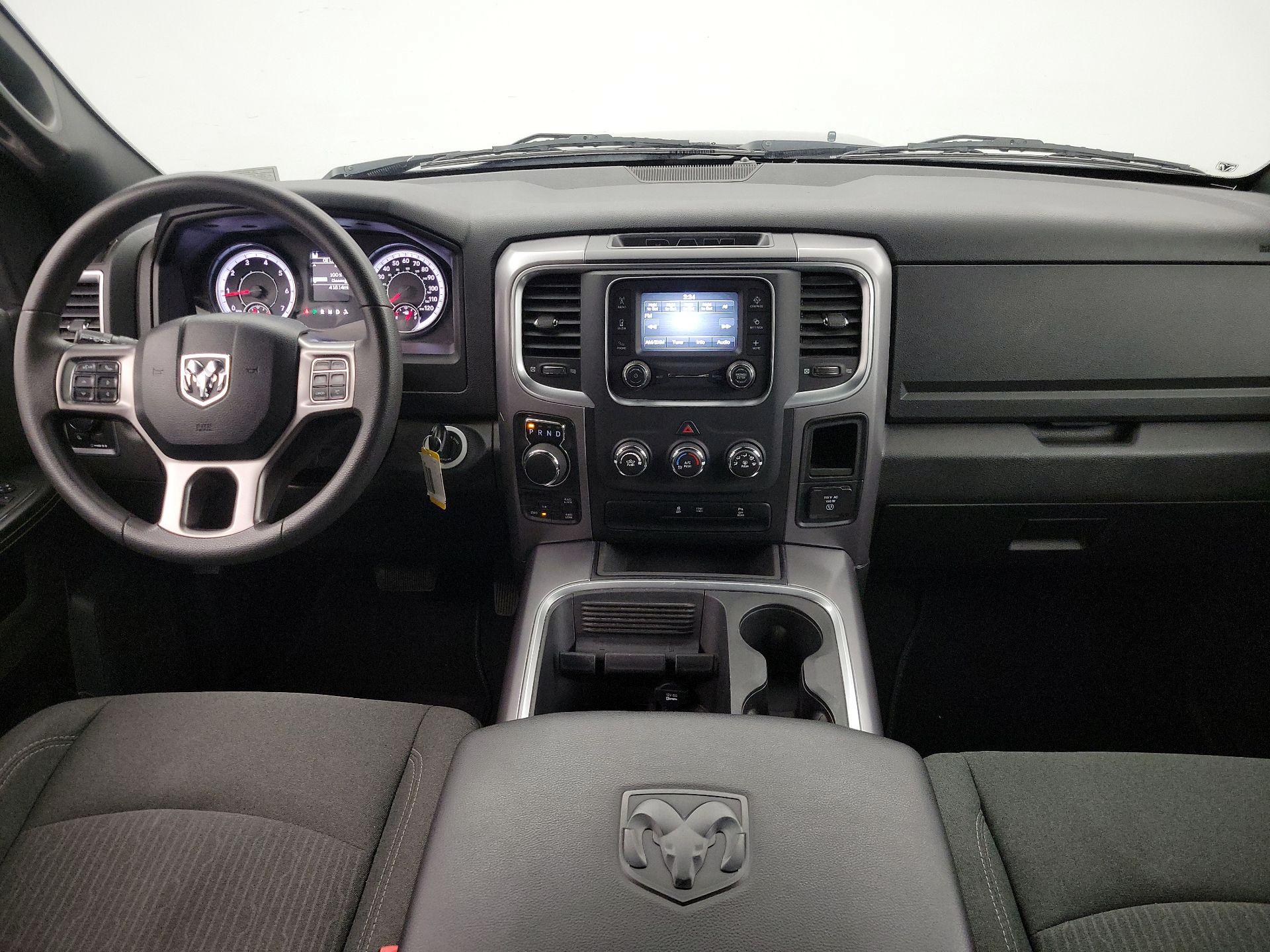 Thumbnail: 2023 RAM 1500 Classic - 9