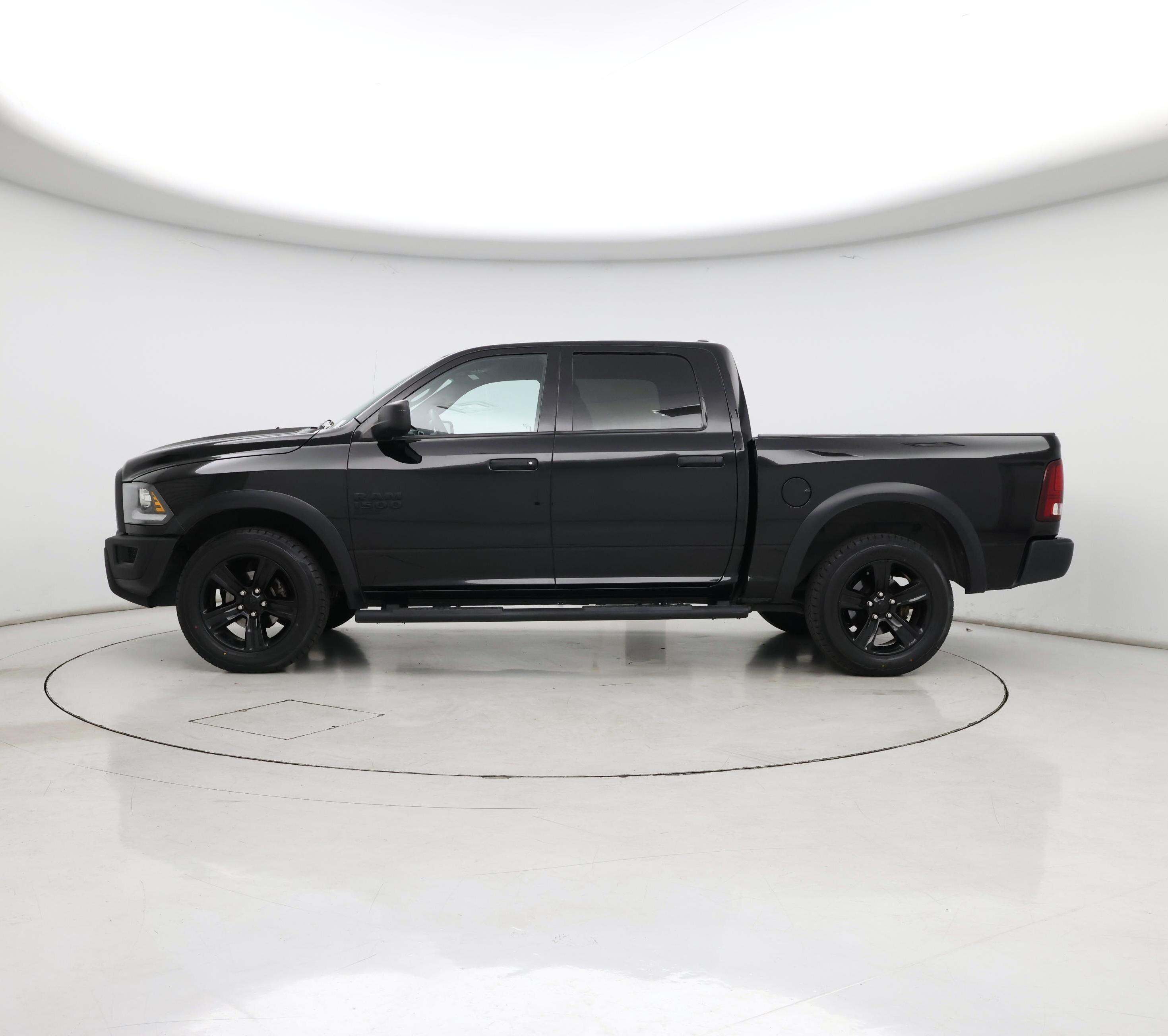 Thumbnail: 2023 RAM 1500 Classic - 3