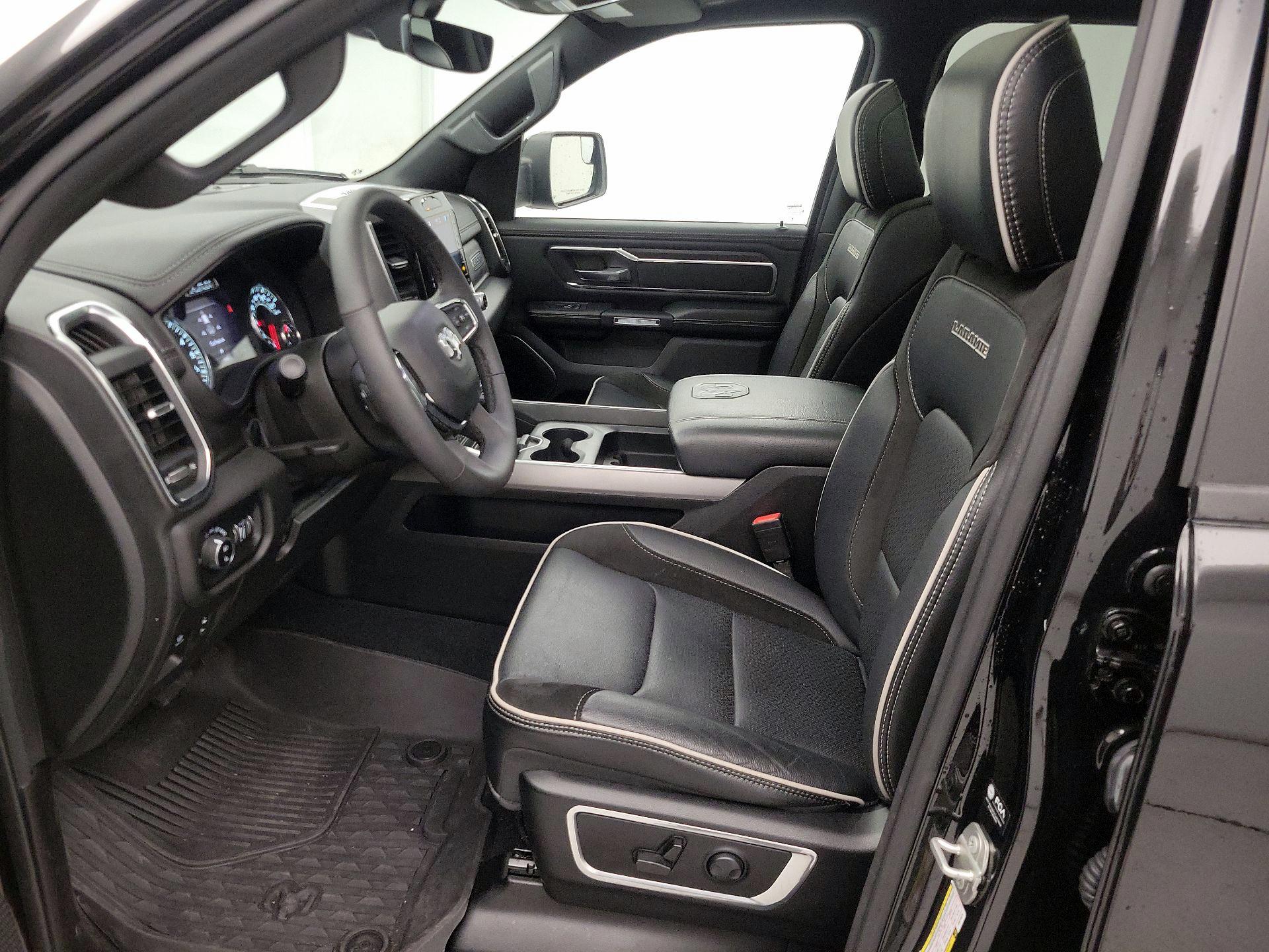 Thumbnail: 2025 RAM 1500 - 11