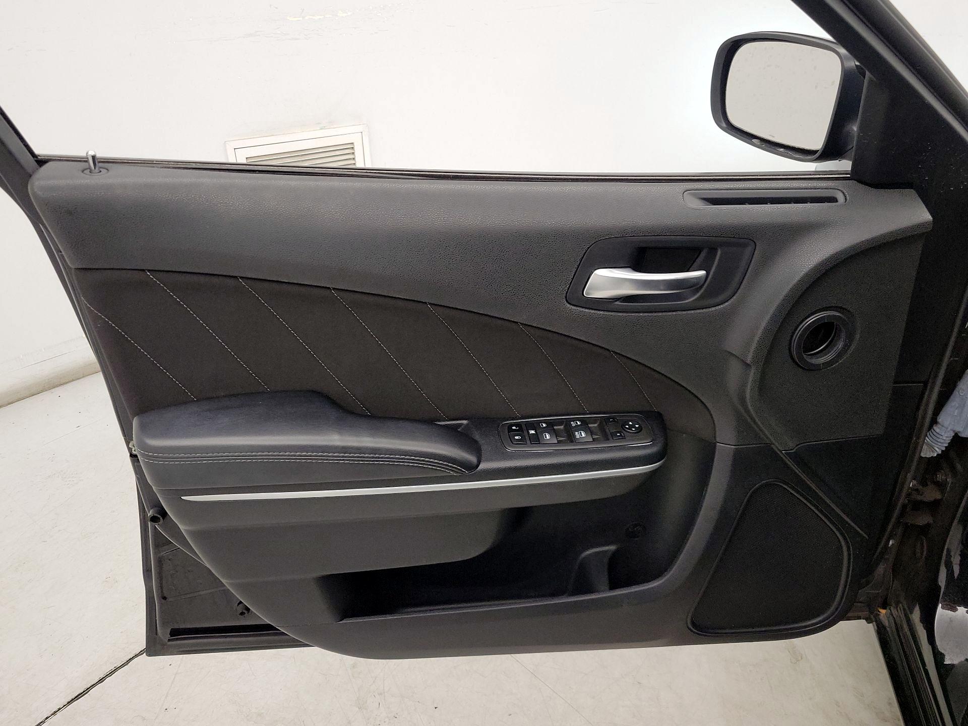 Thumbnail: 2022 Dodge Charger - 12